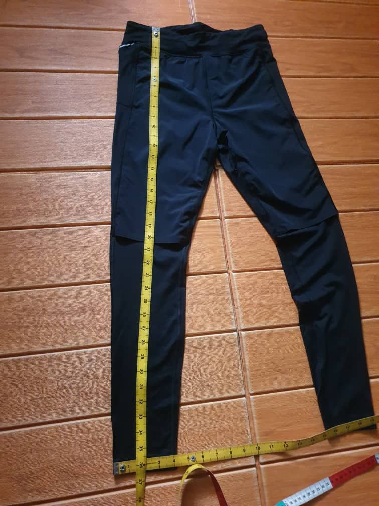 Under Armour Under Armour black leggings pant Size US 31 - 8 Thumbnail