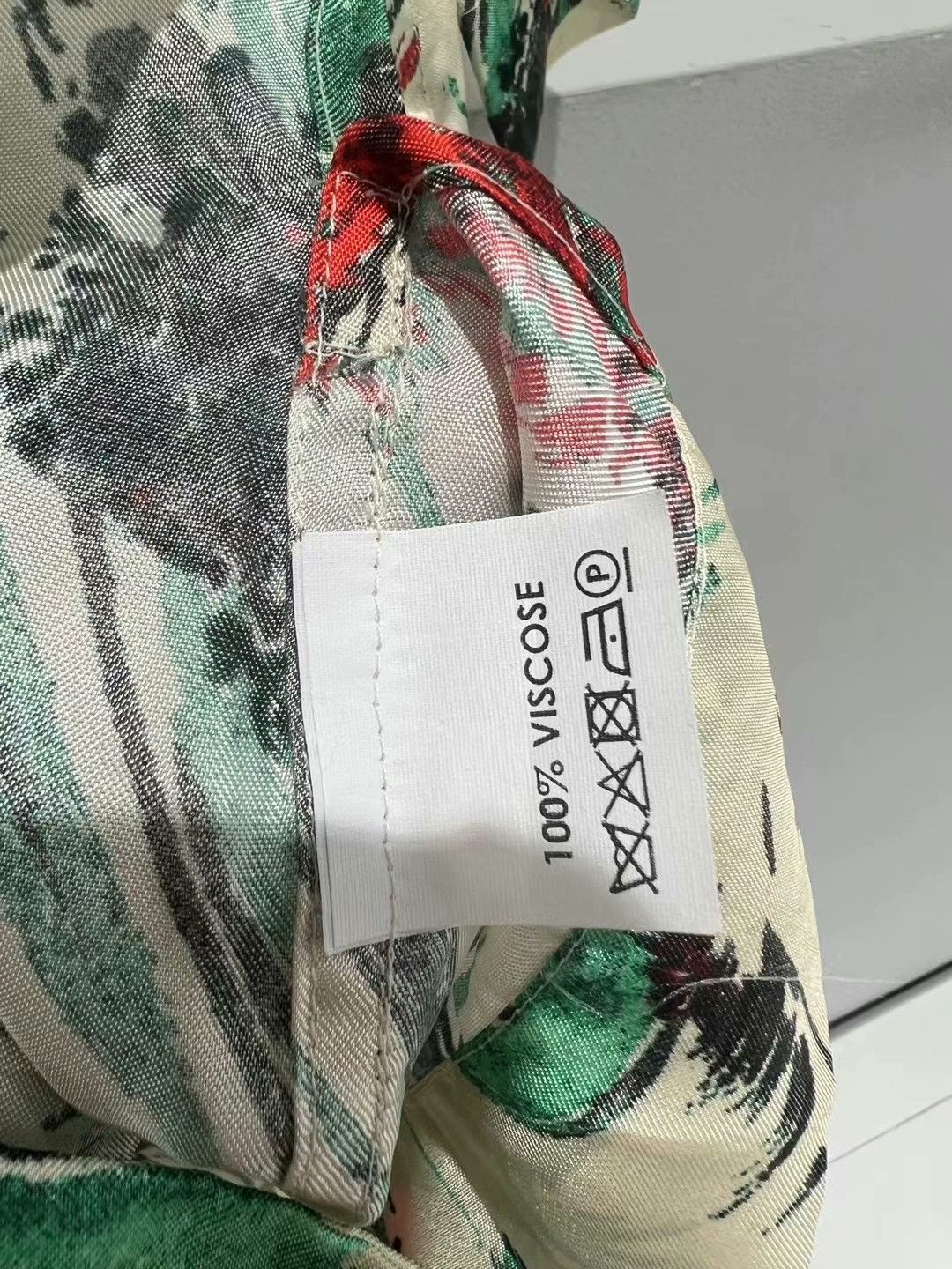 Dries Van Noten Dries van noten short sleeve shirt 2501-Nextarrow Size US S / EU 44-46 / 1 - 5 Thumbnail
