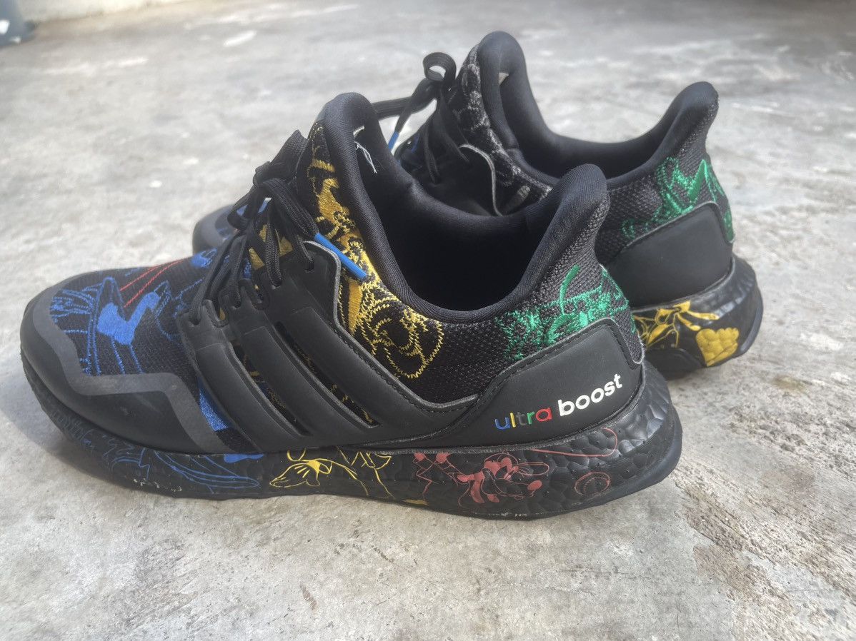 Adidas Disney x adidas UltraBoost 'Goofy' FV6050 Size US 10 / EU 43 - 1 Thumbnail