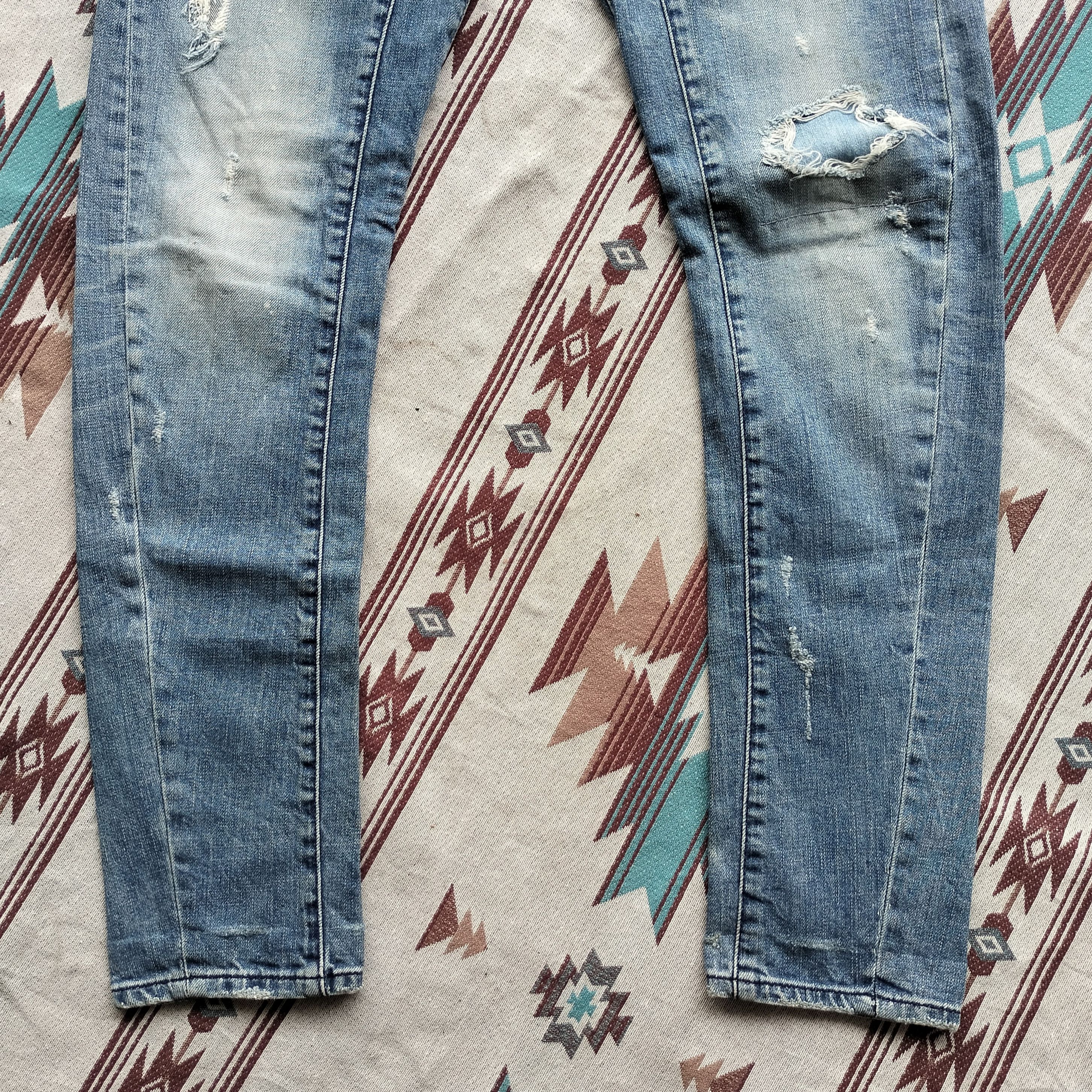 Jean Buckaroo curve distressed denim Size US 31 - 4 Thumbnail