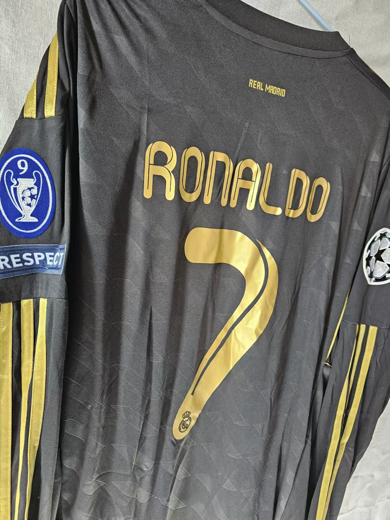 Other 2011 2012 Real Madrid R7 Jersey C Ronaldo Size US L / EU 52-54 / 3 - 4 Thumbnail