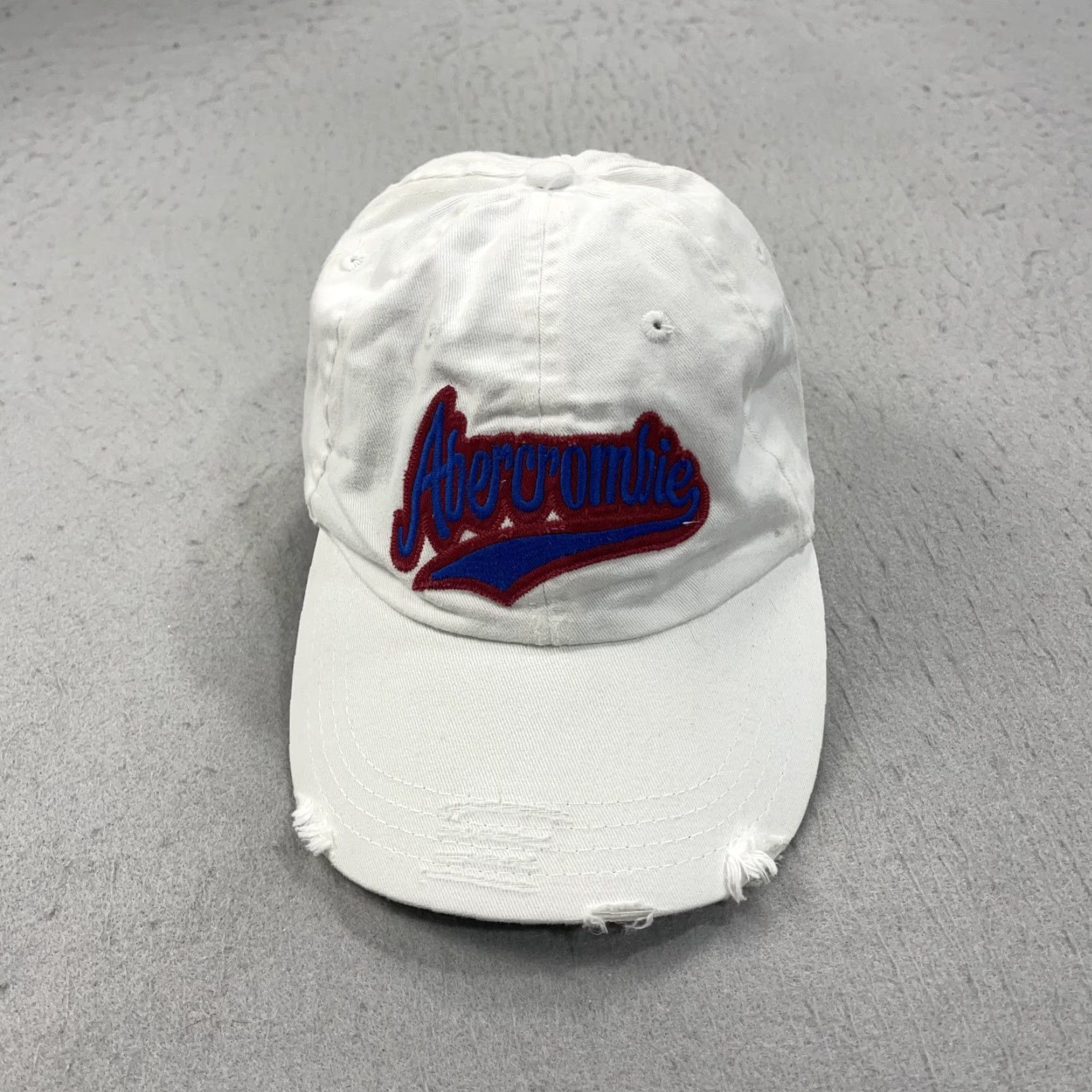 Abercrombie & Fitch VINTAGE Abercrombie & Fitch Hat Men One Size White Baseball Cap Adjustable Moose Script Distressed Logo Y2K 90s Dad Outdoor Casual Travel Mens Size ONE SIZE - 2 Thumbnail