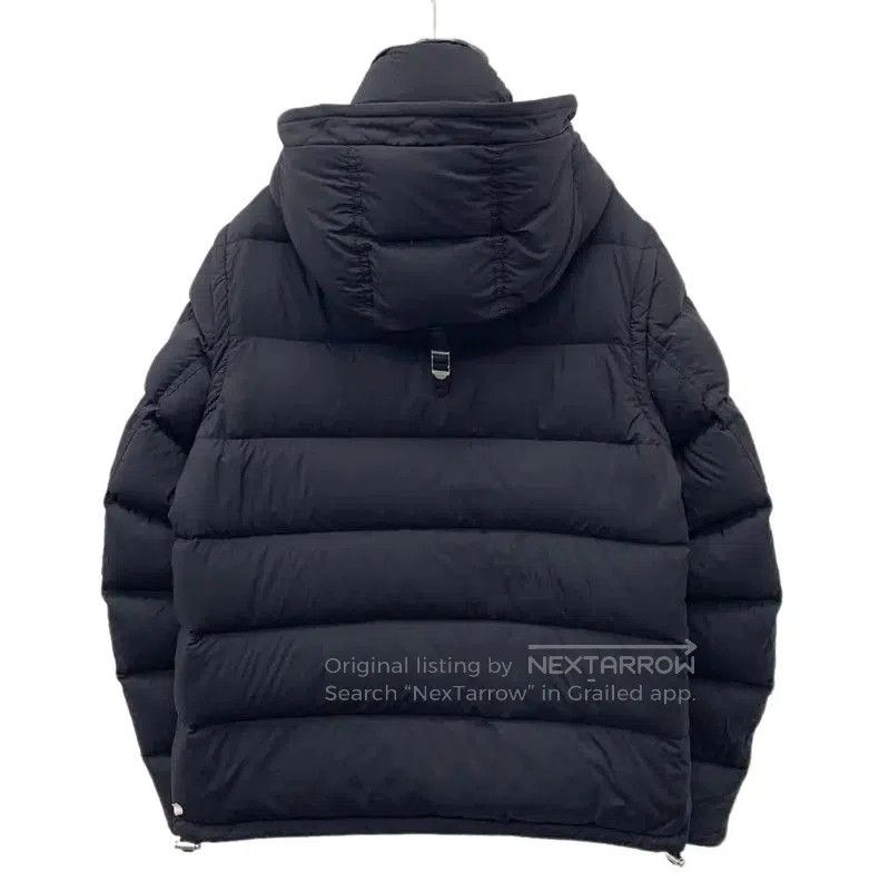 Burberry Burberry Men's Dark Blue Nylon Puffer Jacket. Size US L / EU 52-54 / 3 - 1 Thumbnail