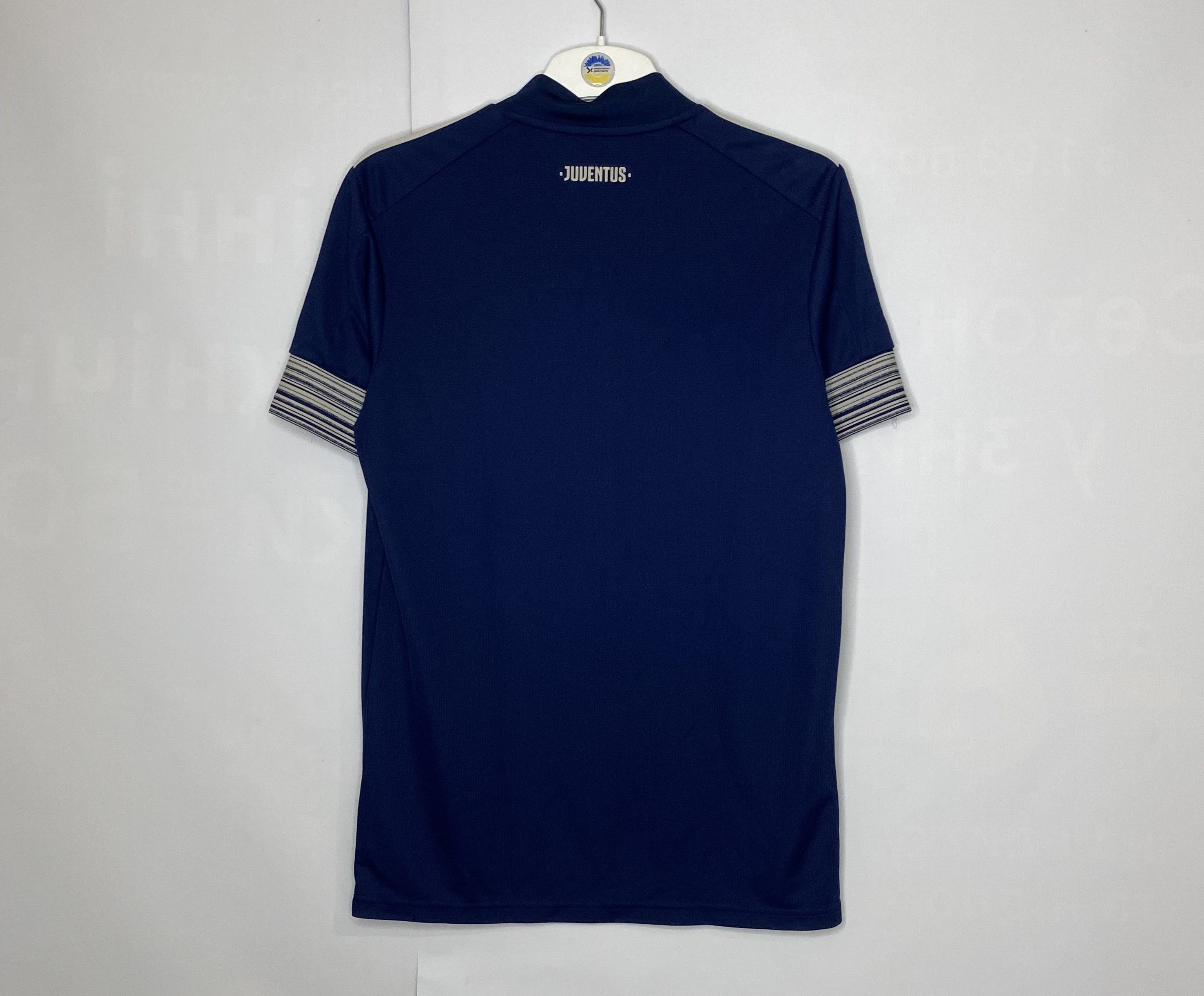 Adidas JUVENTUS 2020 2021 AWAY FOOTBALL SHIRT SOCCER JERSEY ADIDAS Size US S / EU 44-46 / 1 - 2 Thumbnail