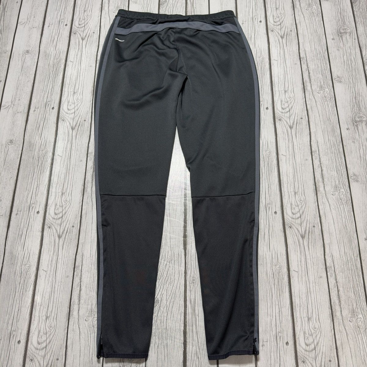 Adidas Adidas pants Size US 32 / EU 48 - 2 Thumbnail