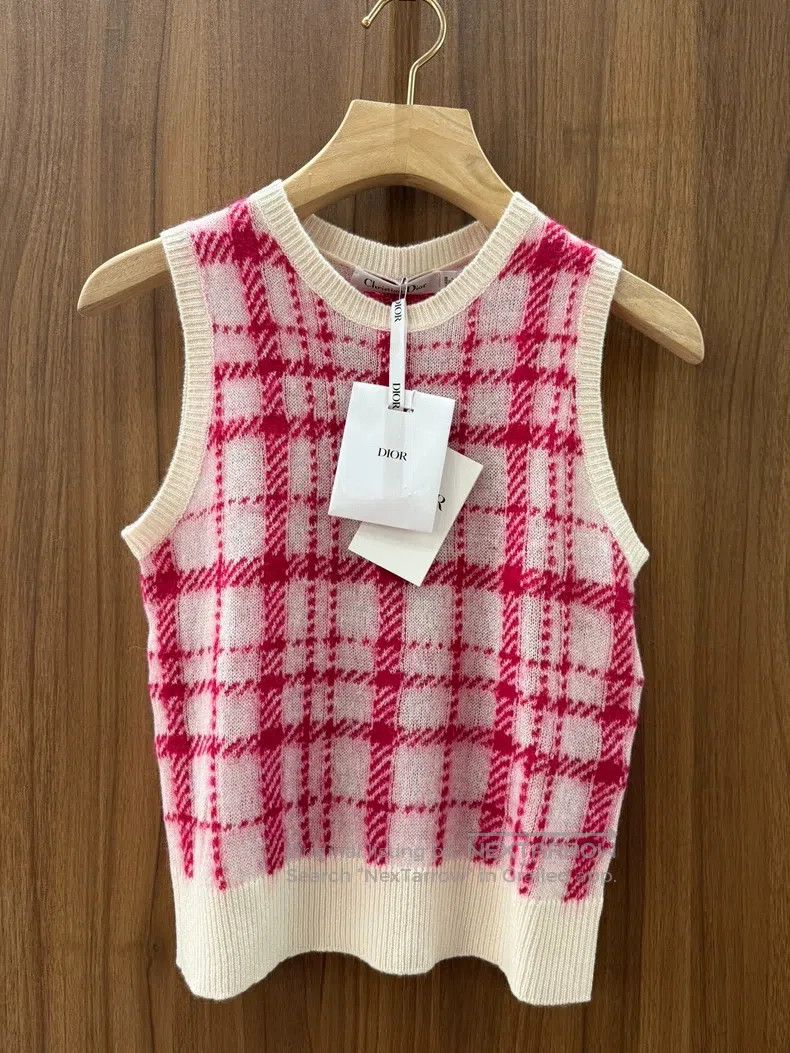 Dior Dior Red and white checked knit cardigan vest set Size XS / US 0-2 / IT 36-38 - 3 Thumbnail