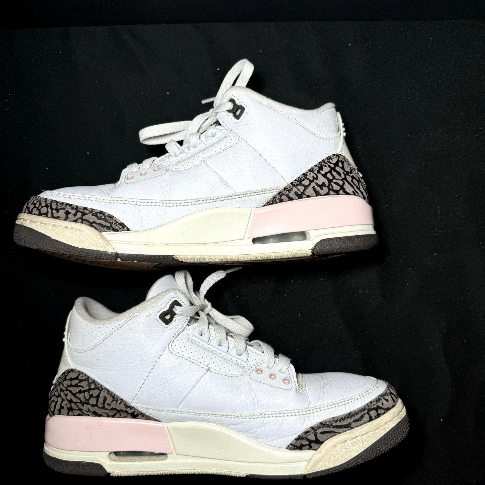 Jordan Brand × Nike Nike Air Jordan 3 Retro Neapolitan Women's Shoes - Size 9.5 Size US 9.5 / IT 39.5 - 4 Thumbnail