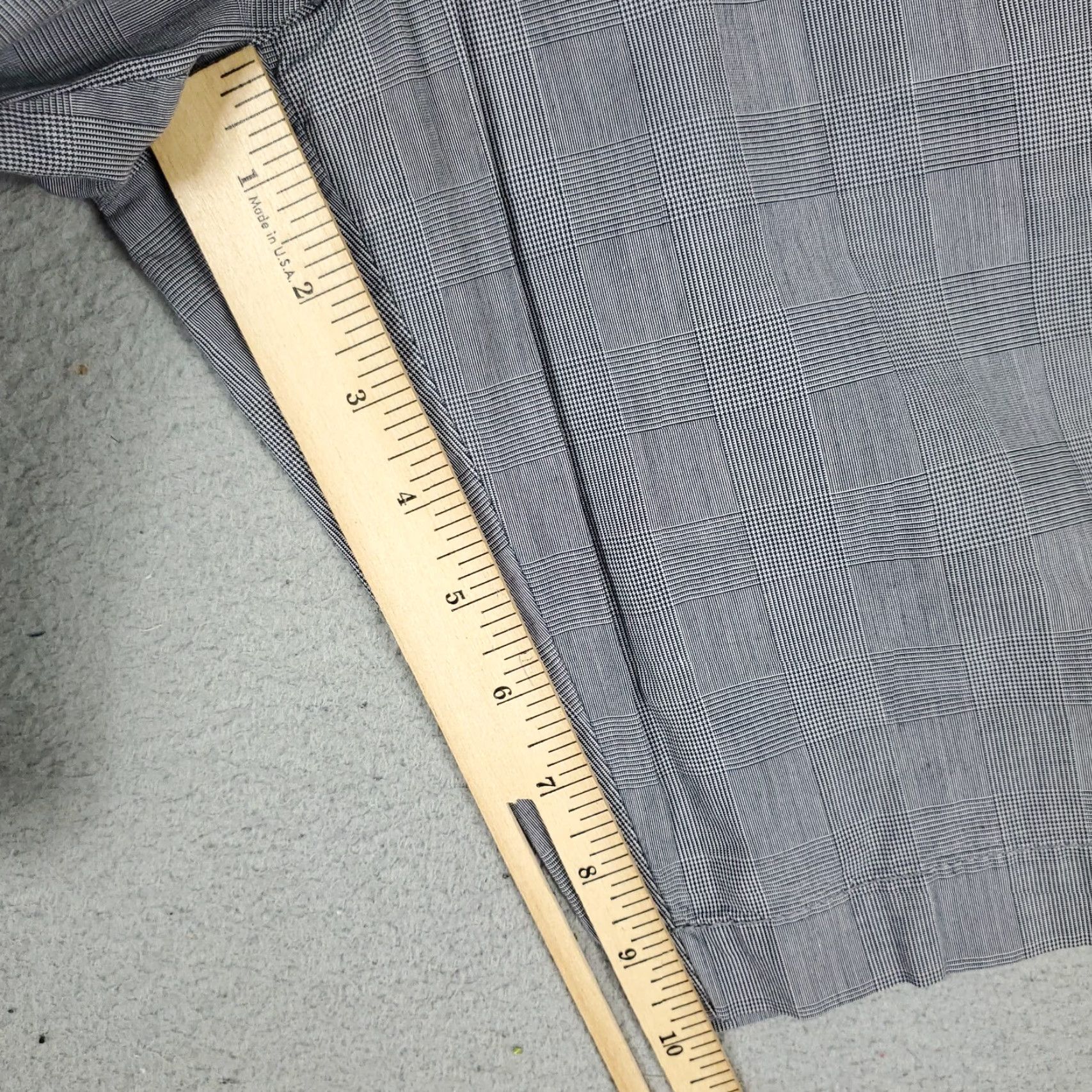 Tommy Hilfiger Tommy Hilfiger Mens Shorts Size 38 Gray Plaid Slim Fit Casual Chino Pants Size US 38 / EU 54 - 6 Thumbnail