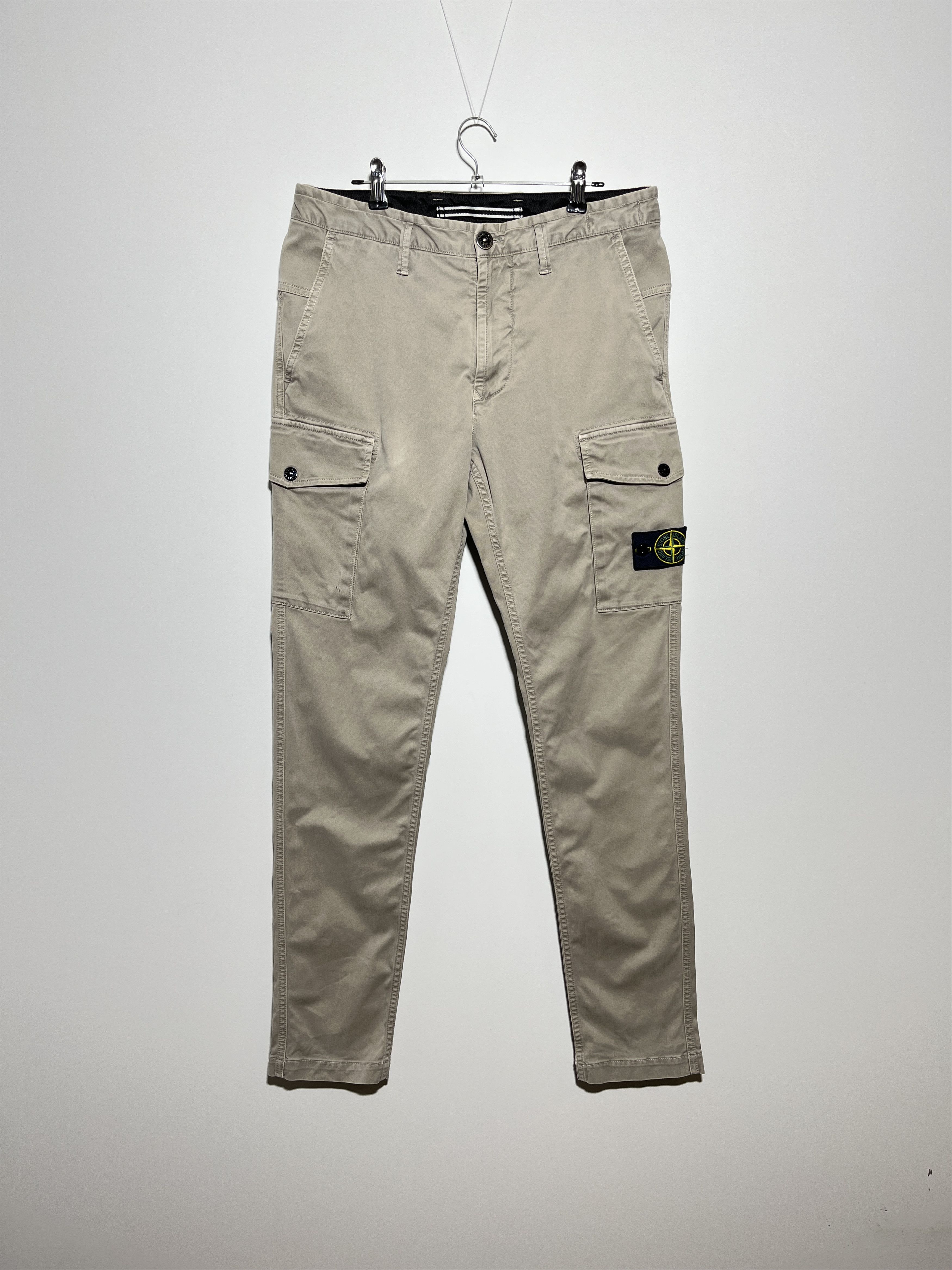 image of Stone Island Type Sl Beige Cargo Pants Size 30, Men's