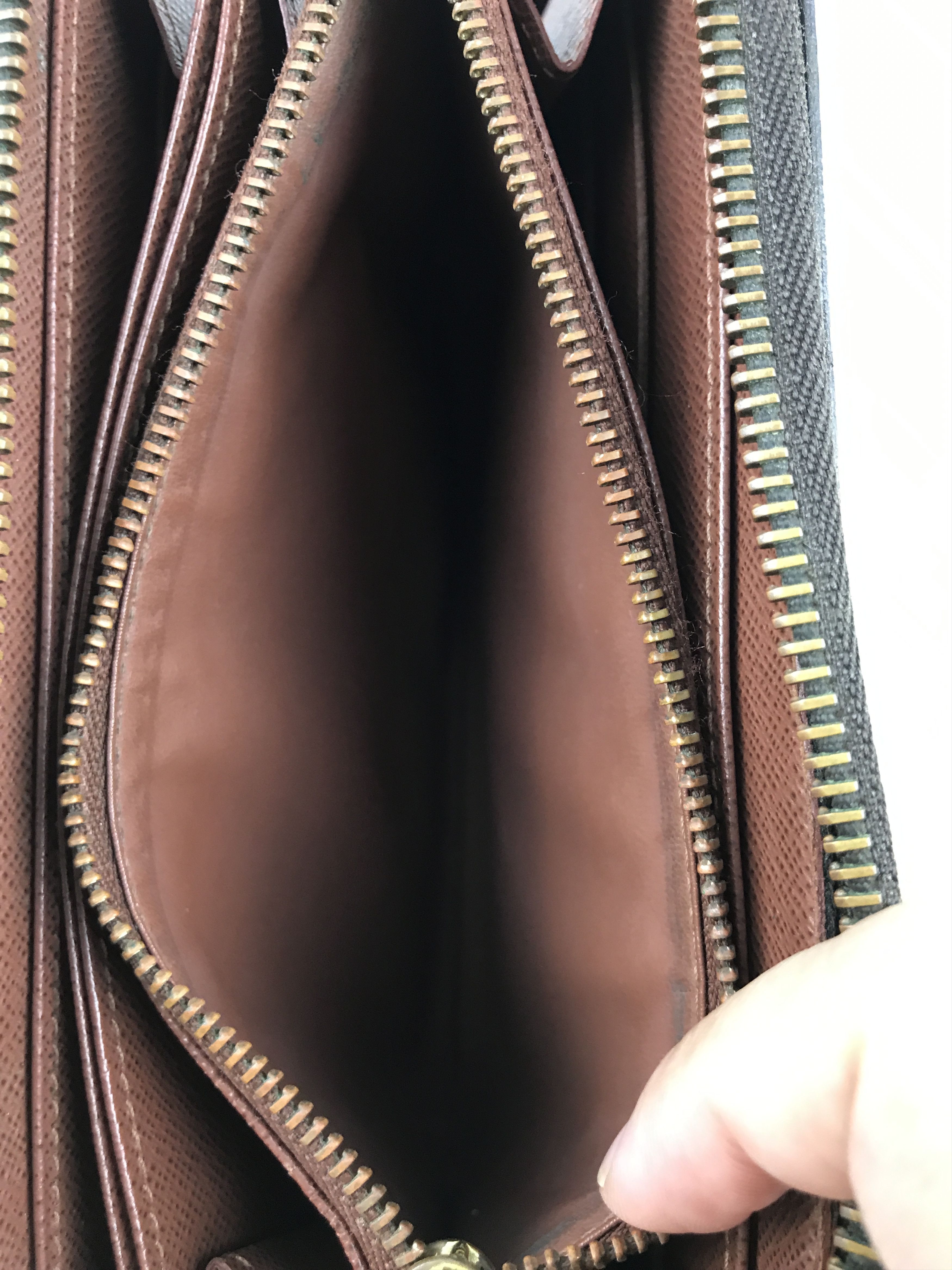 Louis Vuitton × Vintage Louis Vuitton Monogram Long Wallet Zip Around With Box Size ONE SIZE - 12 Thumbnail