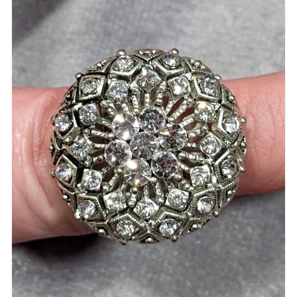 Other Elegant Glam Pillow Top Style Rhinestone Silver Tone Adjusta Size ONE SIZE - 9 Thumbnail