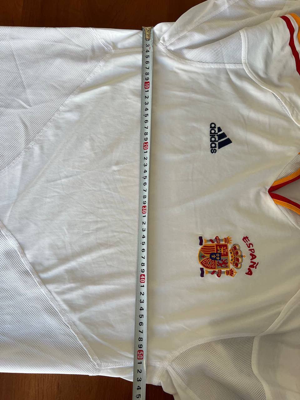 Adidas 2004/06 SPAIN NATIONAL TEAM AWAY SOCCER FOOTBALL JERSEY M Size US M / EU 48-50 / 2 - 14 Thumbnail