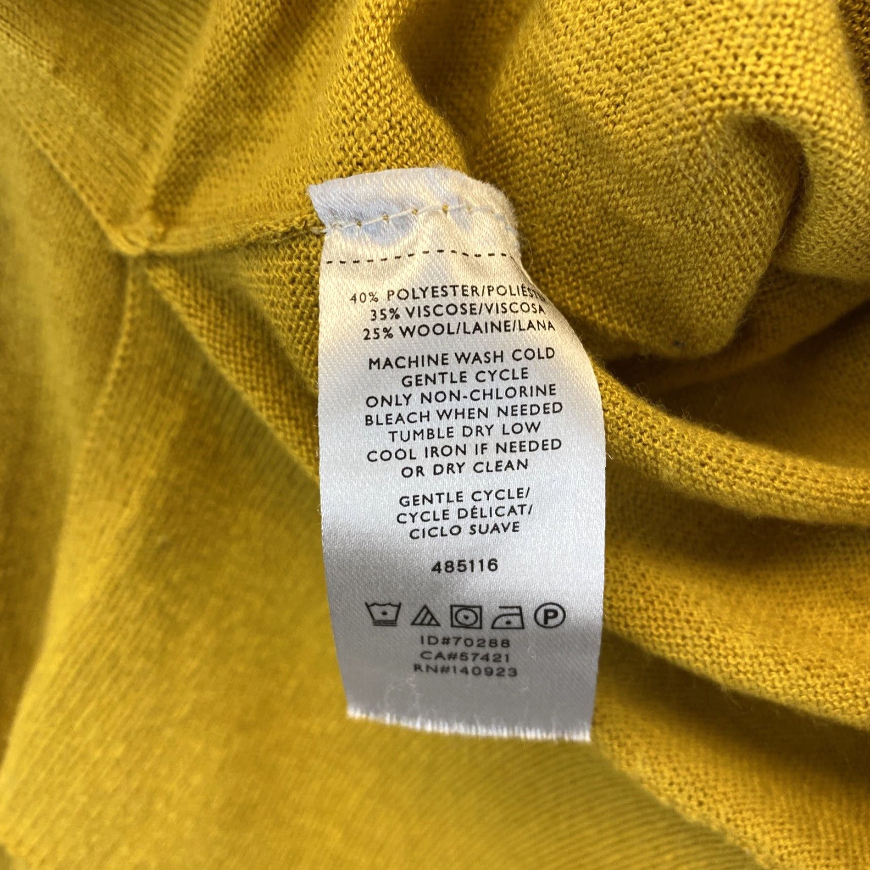 Ann Taylor Ann Taylor Loft Loft Size S Olive Button Down Long Sleeve Women's Light Sweater 72-9 / Velvet?ن Size S / US 4 / IT 40 - 6 Thumbnail