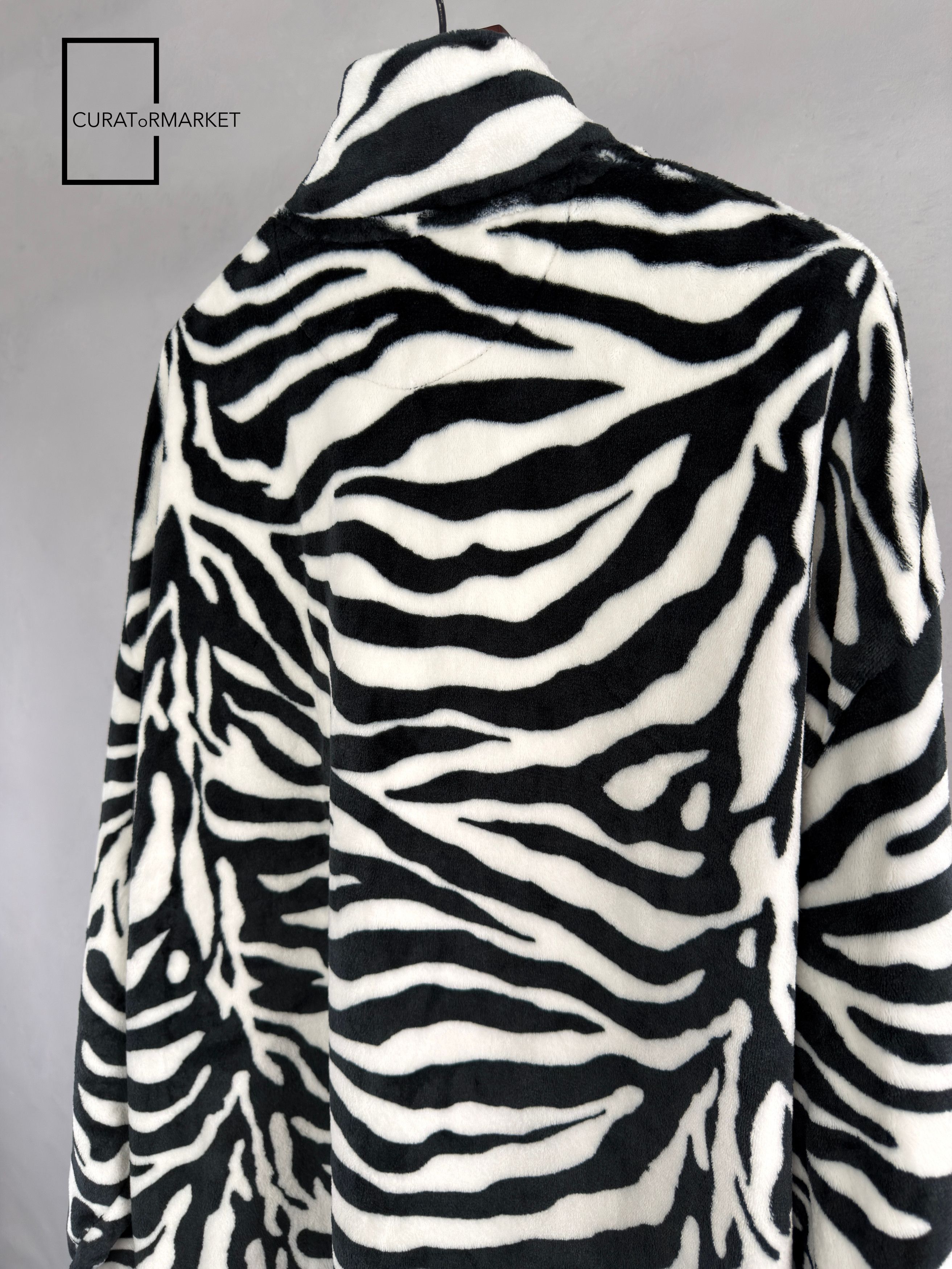 Vetements RARE Runway Zebra Print Fleece Zip Side Pocket Jacket SS23 Size US L / EU 52-54 / 3 - 5 Thumbnail
