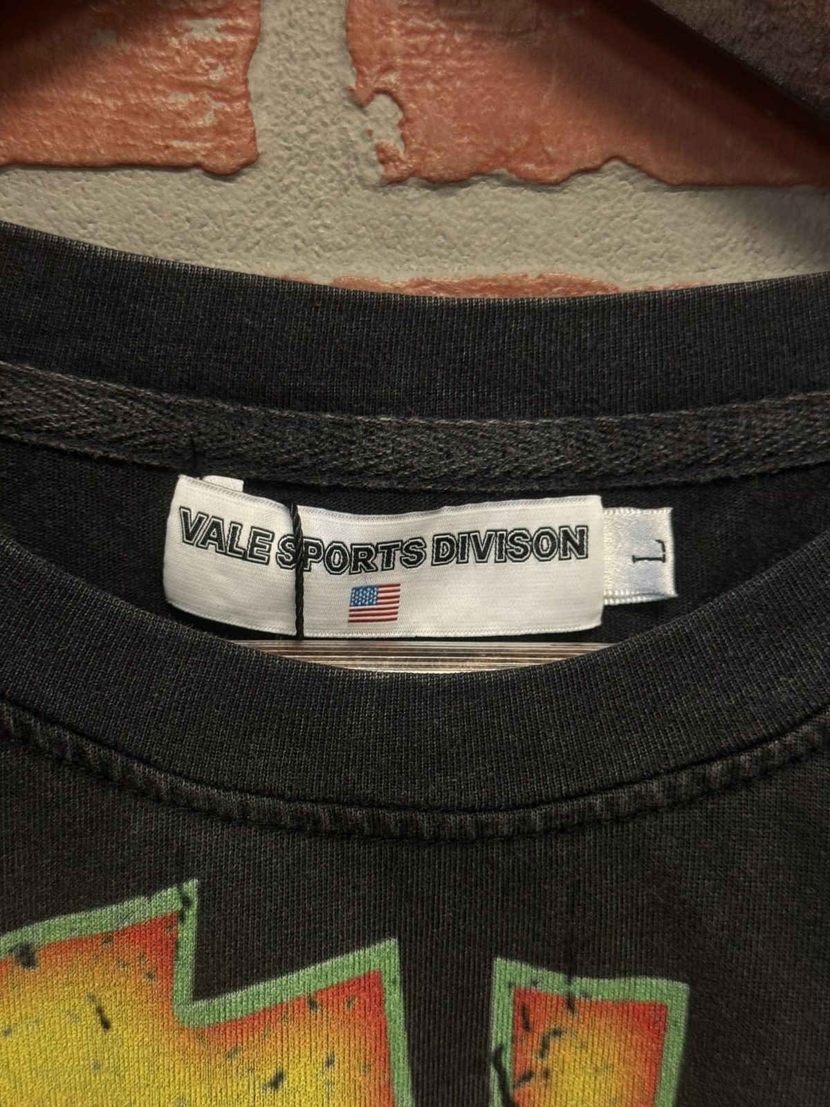 Vale Vale Valley Fest Tee Size Large (NEW) Authentic Size US L / EU 52-54 / 3 - 8 Thumbnail