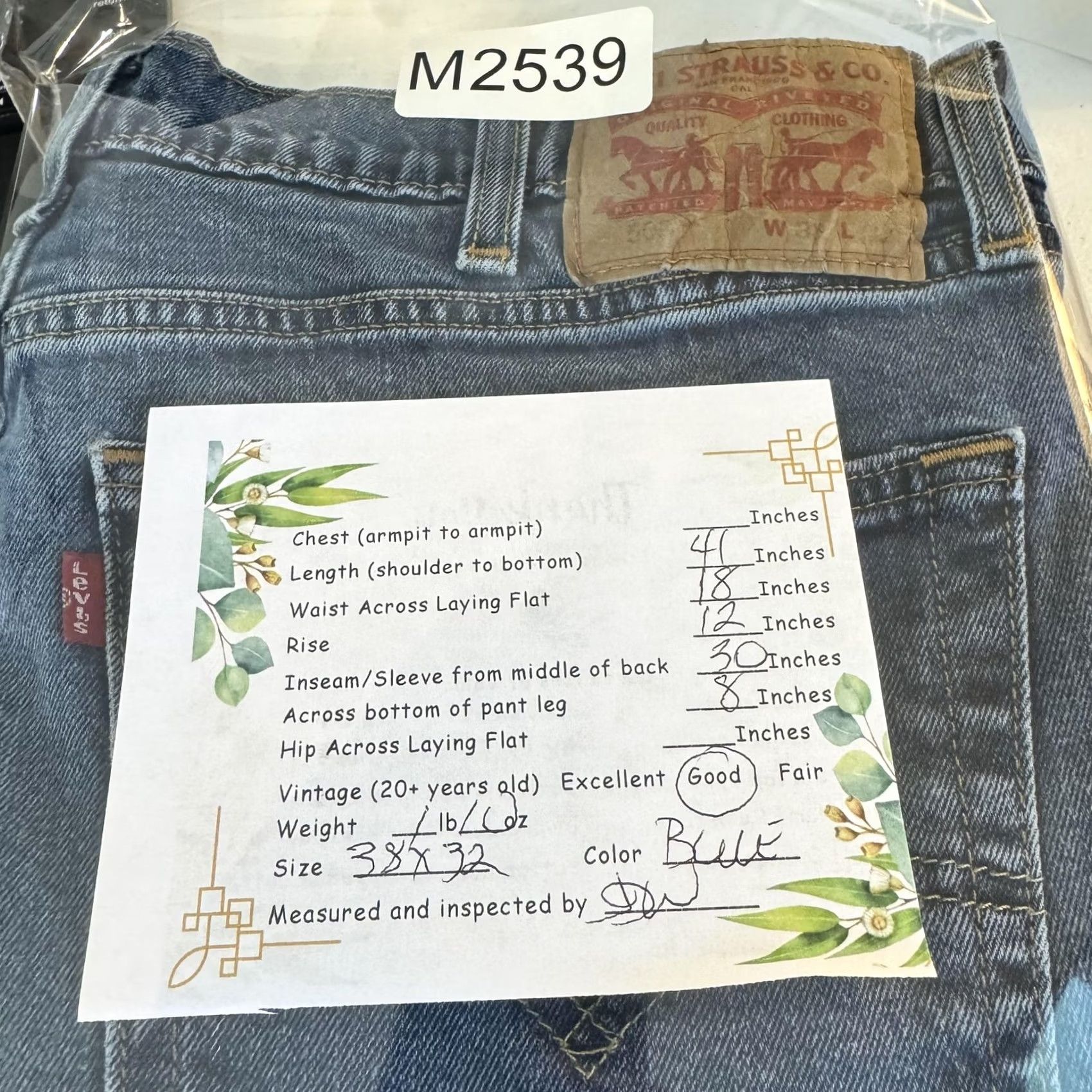 Levi's Levi's 505 Jeans Mens 38x32 Blue Denim Straight Leg Classic Fit Medium Wash Size US 38 / EU 54 - 8 Thumbnail