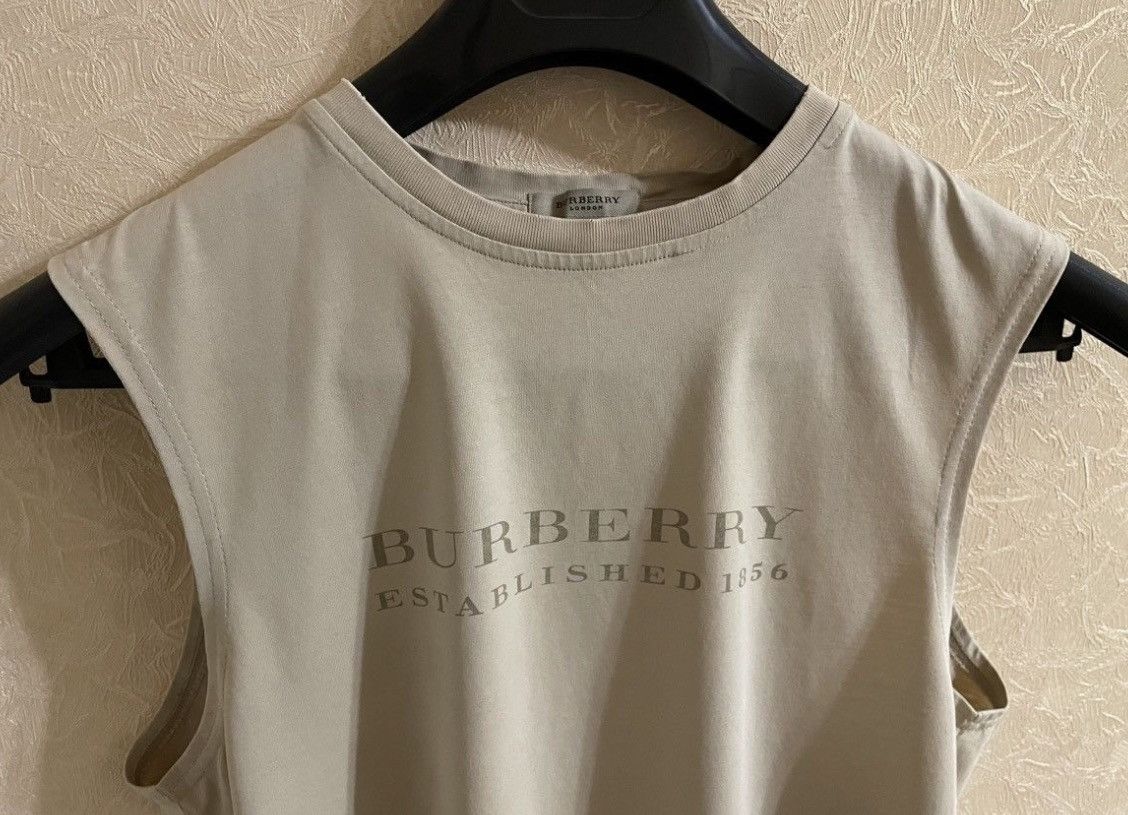 Burberry Burberry t shirt size M Size US M / EU 48-50 / 2 - 8 Thumbnail