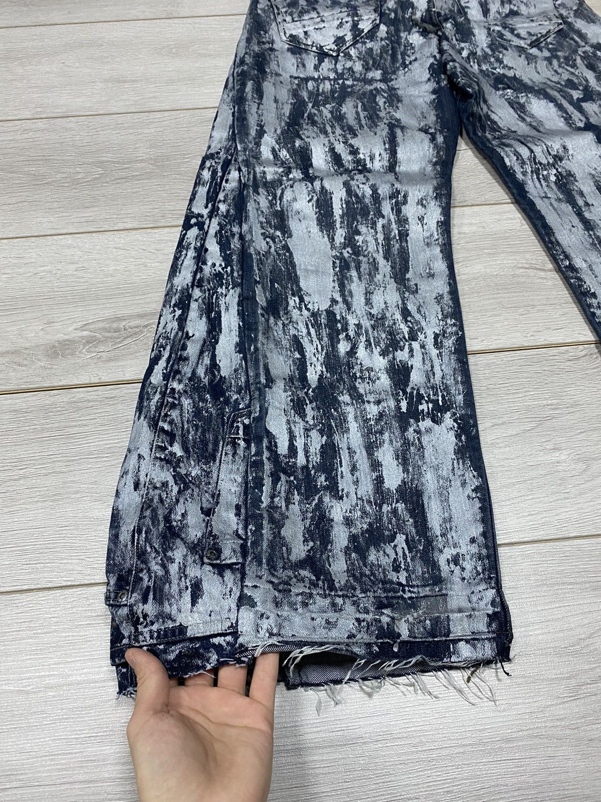 Other Distressed painted jnco style wide dirty jeans designer Size US 31 - 5 Thumbnail