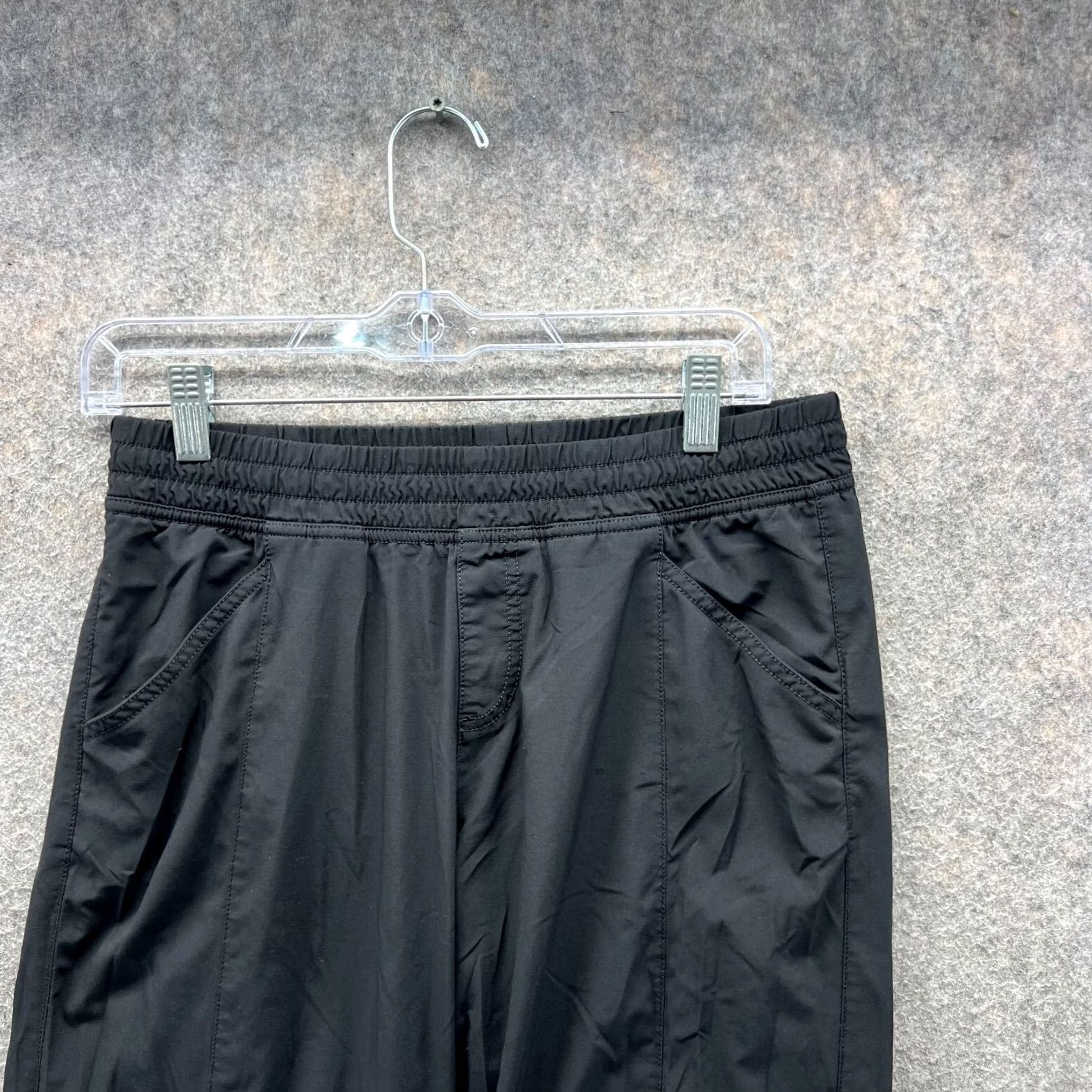 The North Face The North Face Pants Womens 8 Black Athletic Hiking Camping Sweatpants Side Pockets Tapered Regular Inseam 28in Size 30" / US 8 / IT 44 - 4 Thumbnail