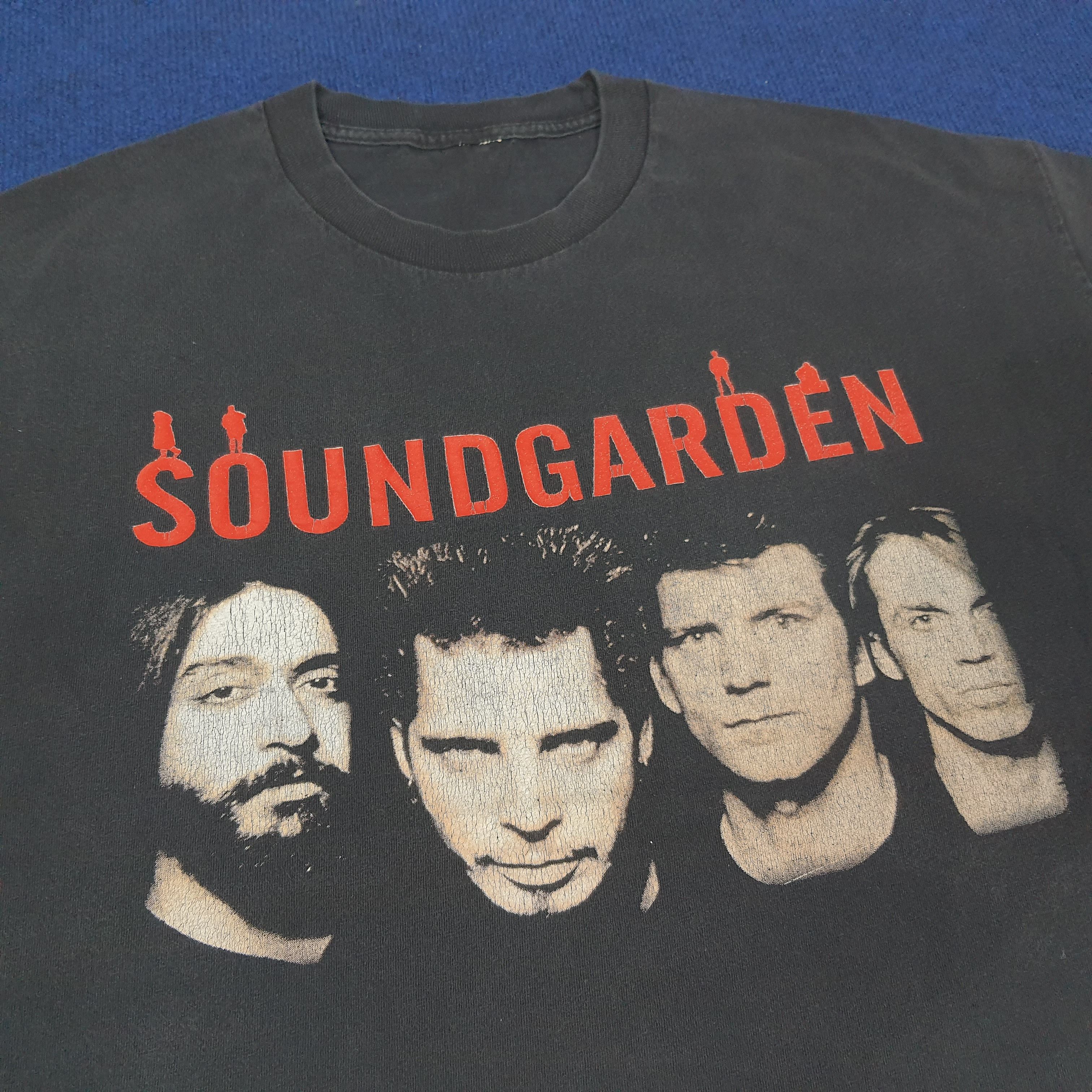 Band Tees × Vintage Vintage Soundgarden American Rock Band T-shirt Size US XL / EU 56 / 4 - 2 Thumbnail