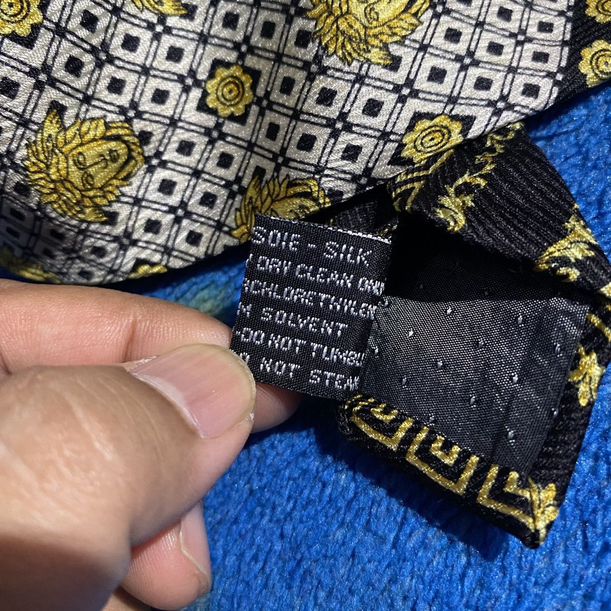Versace 90’s Versace Medusa Ties Size ONE SIZE - 6 Thumbnail