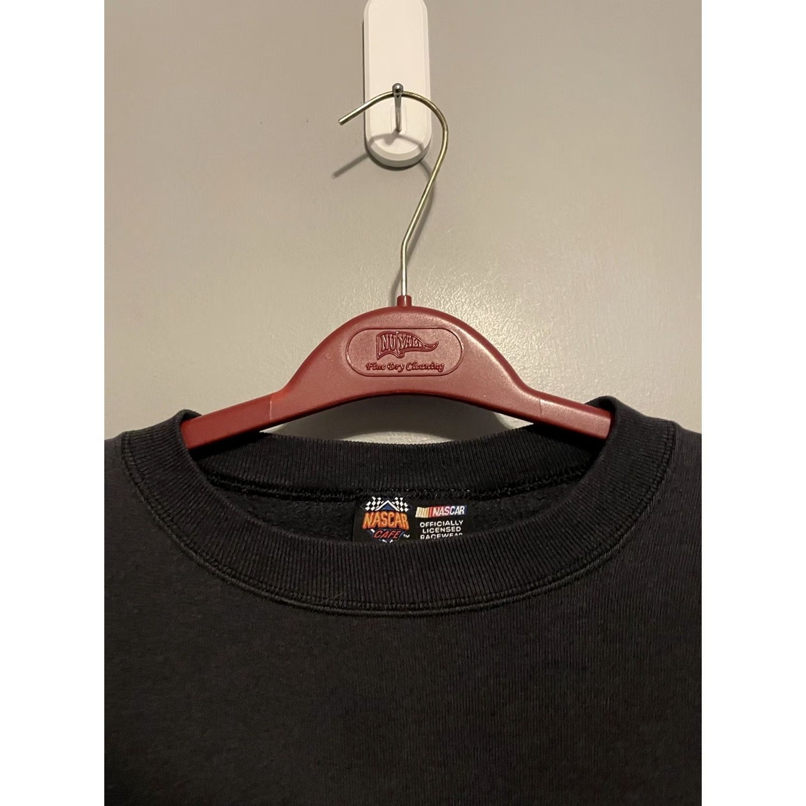 NASCAR VINTAGE Nascar Cafe Nashville Crewneck Sweatshirt Women’s Size L Black Logo Embroidered Nascar Cafe Classic Sports Sweatshirt Womens Size L / US 10 / IT 46 - 3 Thumbnail