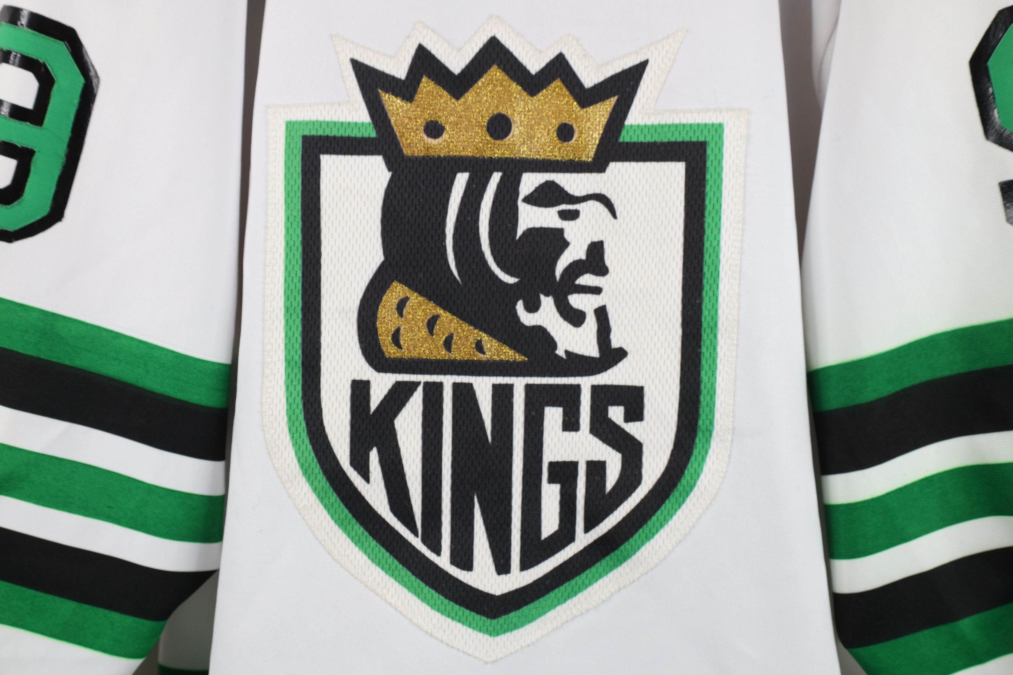 Vintage Vintage Spell Out Striped Kings Hockey Jersey White Green Size US L / EU 52-54 / 3 - 4 Thumbnail