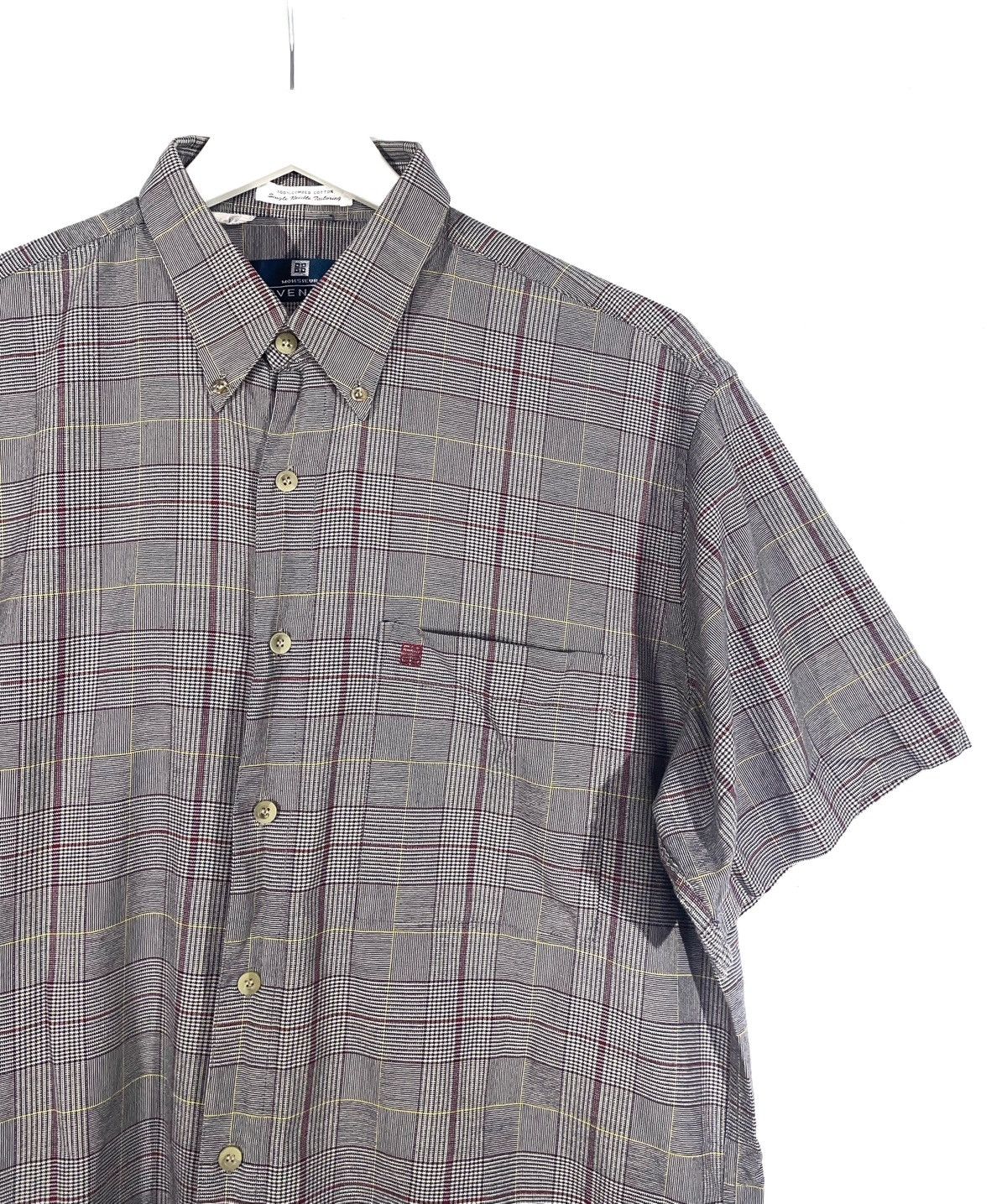 Givenchy × Vintage Givenchy Vintage Button Down Shirt Short Sleeve Size L Size US L / EU 52-54 / 3 - 2 Thumbnail