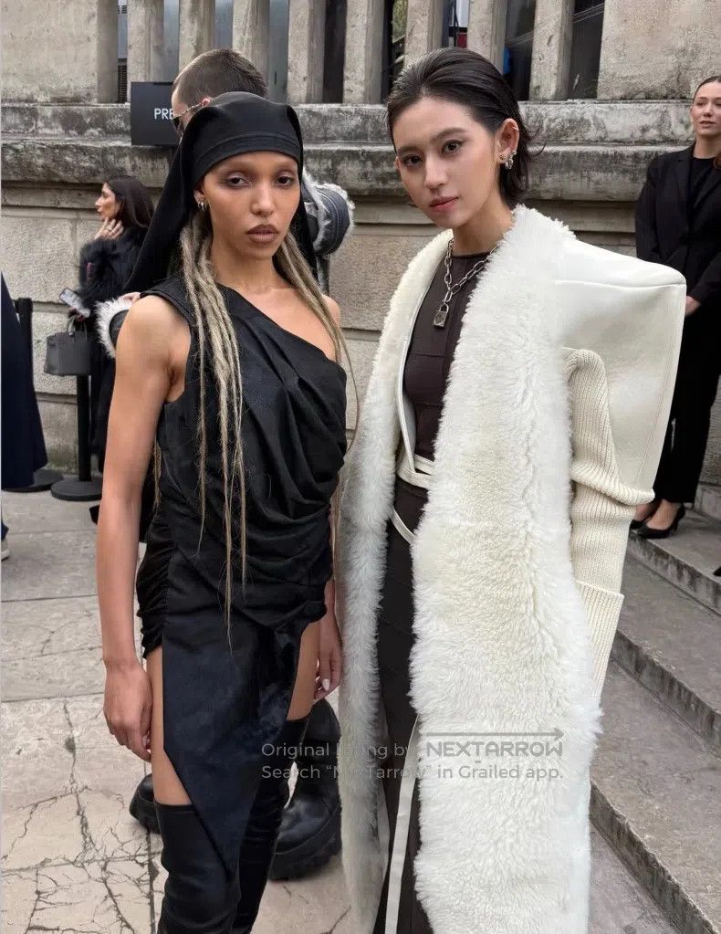 Rick Owens RICK OWENS White Leather Shoulder Pad Jacket Size US XXS / EU 40 - 8 Thumbnail