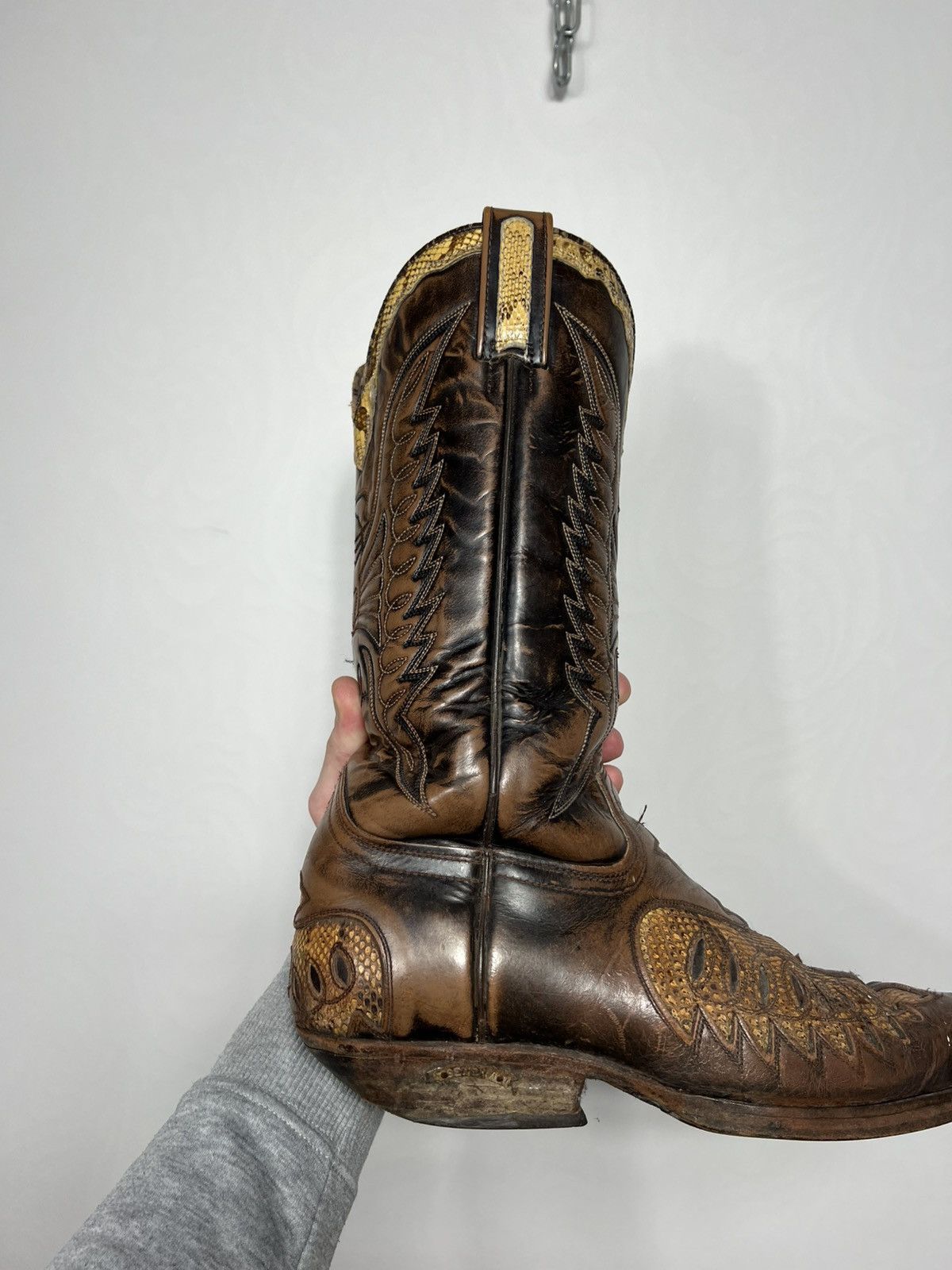 Vintage Vintage SENDRA Cowboy Leather Print Hand Tooled Boots Shoes Size US 10 / EU 43 - 20 Thumbnail