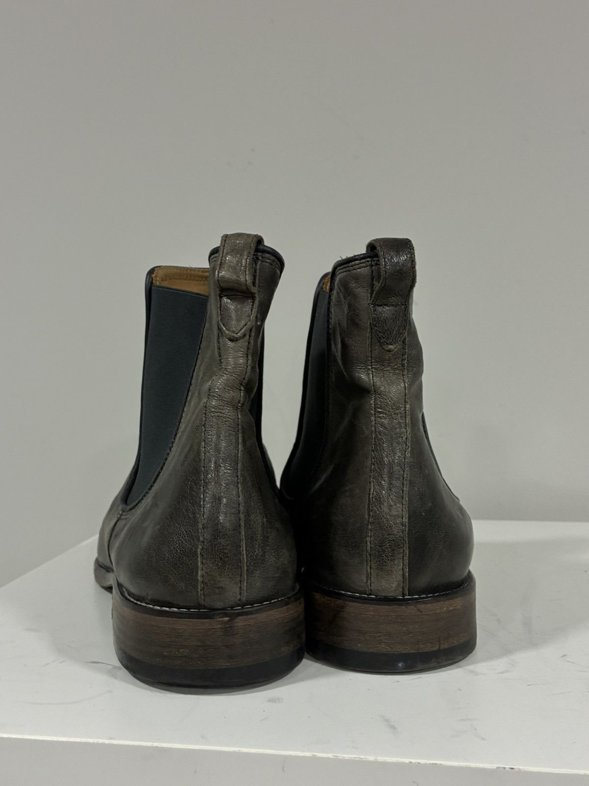 John Varvatos Fleetwood Leather Chelsea Boots 11 Size US 11 / EU 44 - 7 Thumbnail