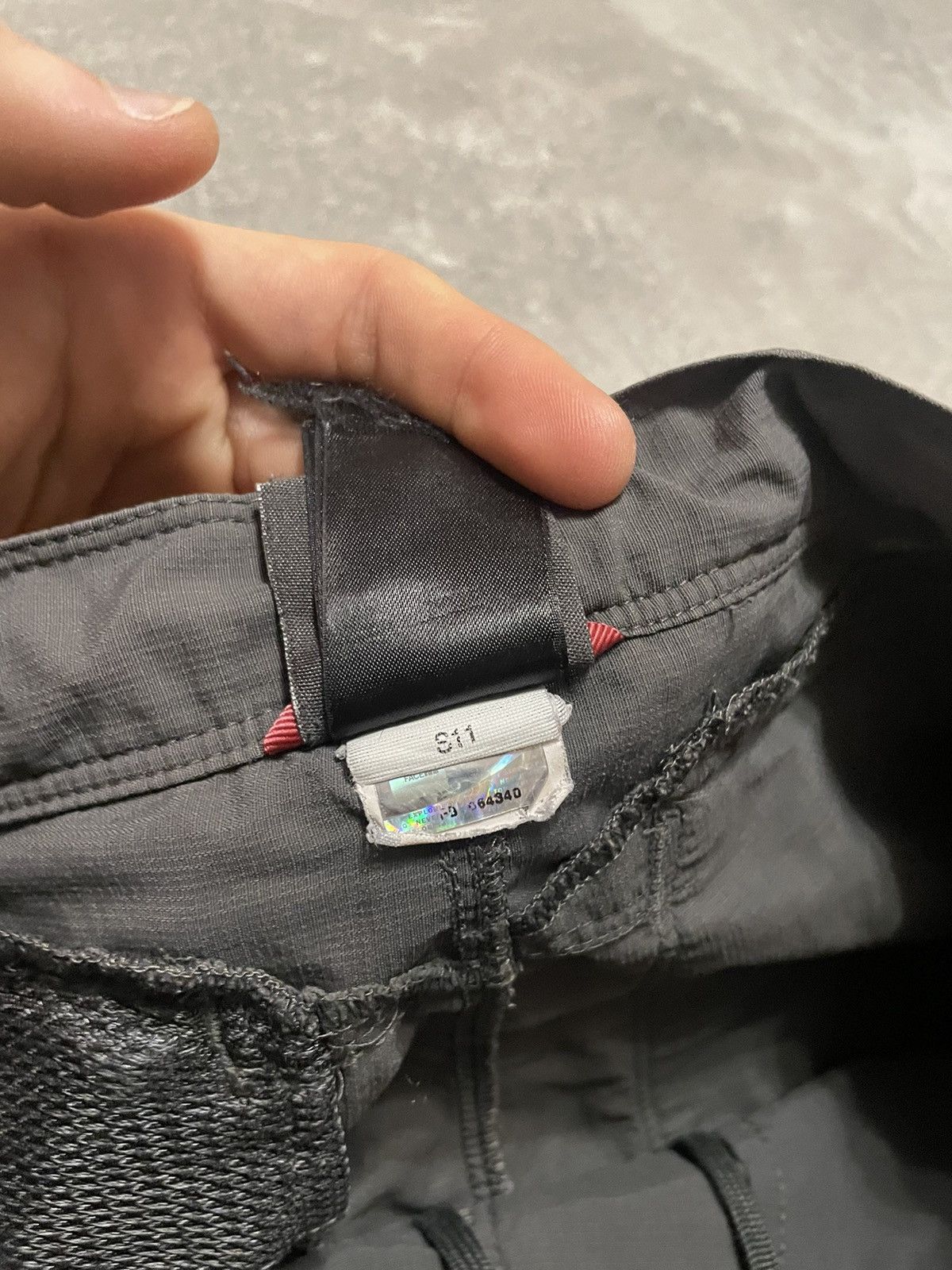 The North Face Vintage The North Face Transformer Track Pants Size US 30 / EU 46 - 11 Thumbnail