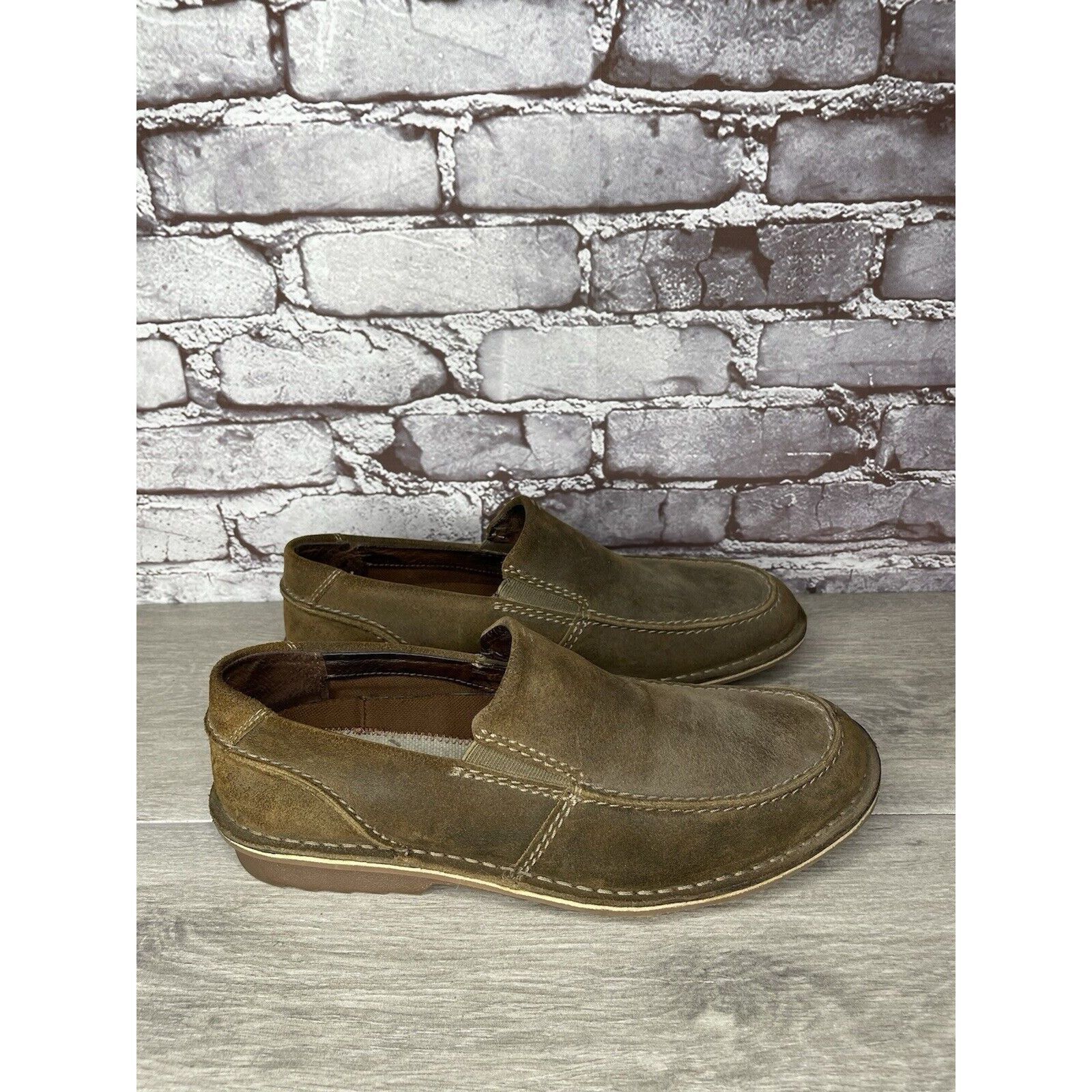 Clarks Clarks Est. 1825 Brown Suede Leather Slip On Loafers Shoes M Size US 9.5 / EU 42-43 - 3 Thumbnail