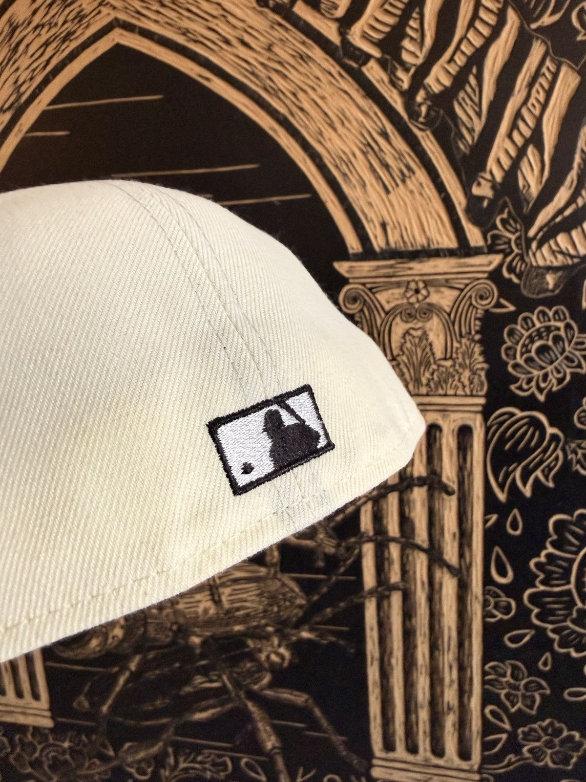 New Era Sz 7 Sofreshclothing Polaroid Philadelphia Phillies New Era Size ONE SIZE - 3 Thumbnail