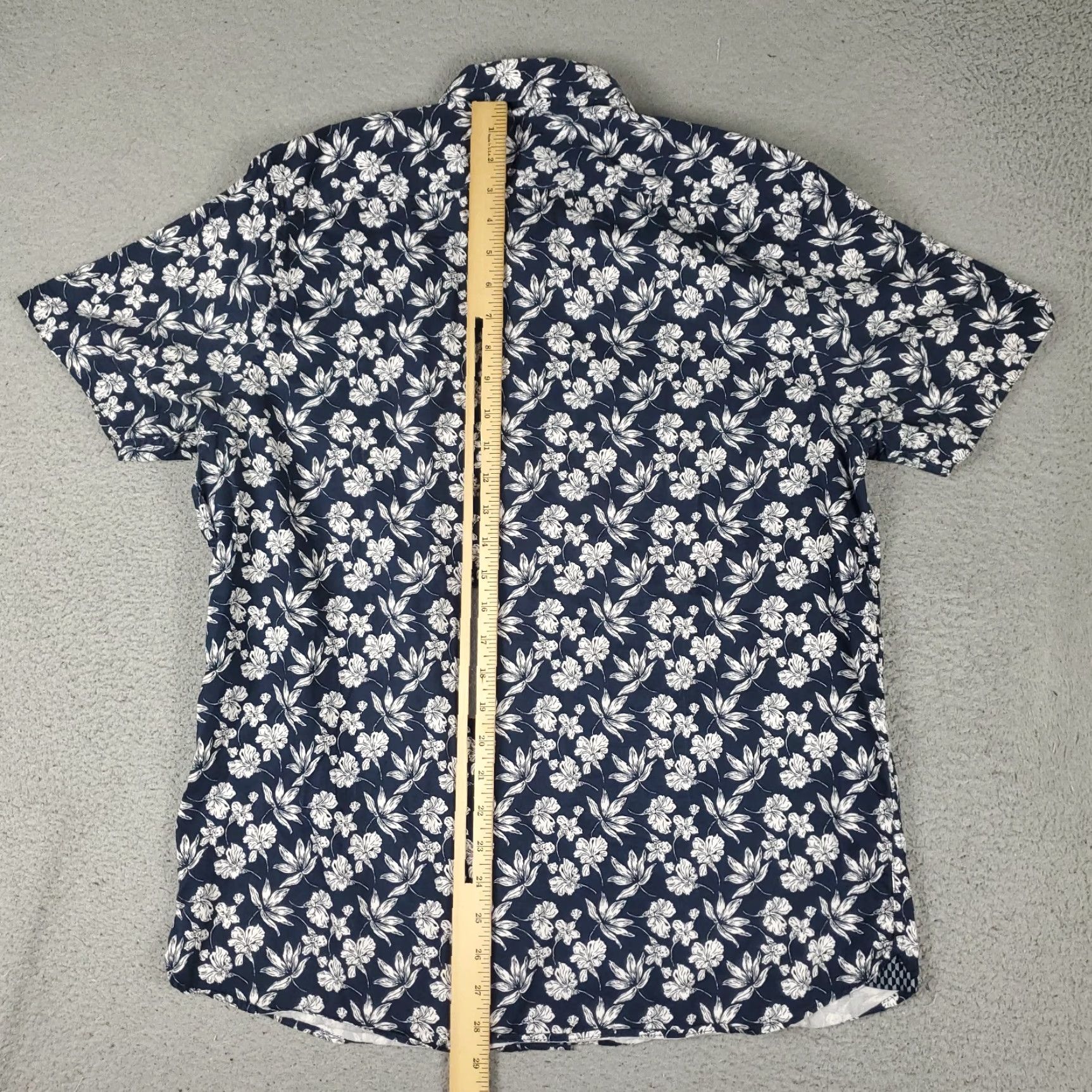 Ted Baker Ted Baker London Shirt Mens Size 5 Blue Floral Short Sleeve Button-Up Cotton Casual Wear Mens Size US S / EU 44-46 / 1 - 3 Thumbnail