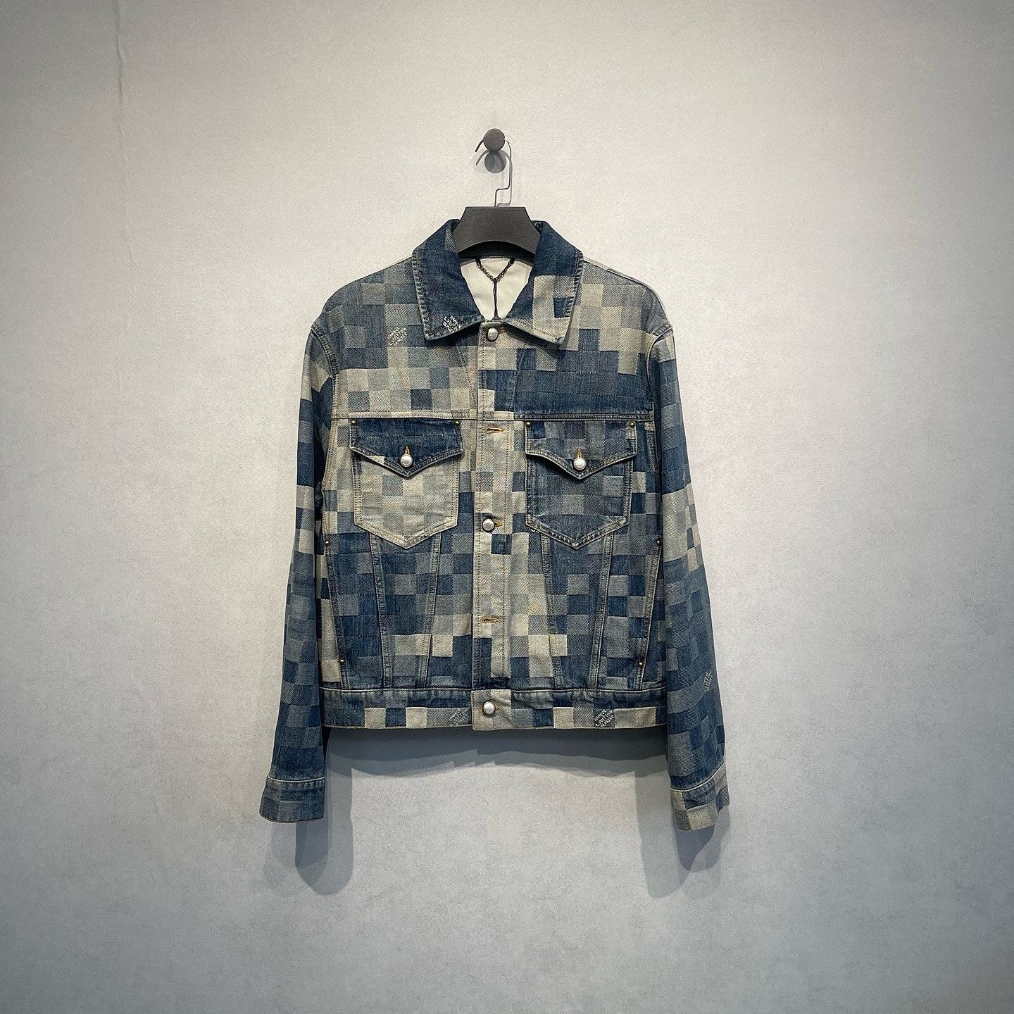 Louis Vuitton Louis Vuitton Mosaic Print Denim Jacket Size 50 Size US M / EU 48-50 / 2 - 1 Thumbnail