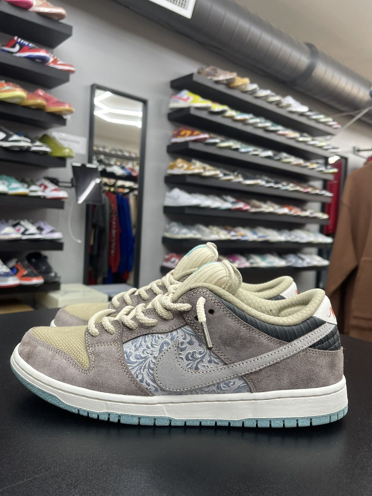 Nike Size 11.5 - Nike Dunk Low SB Big Money Savings Size US 11.5 / EU 44-45 - 1 Thumbnail