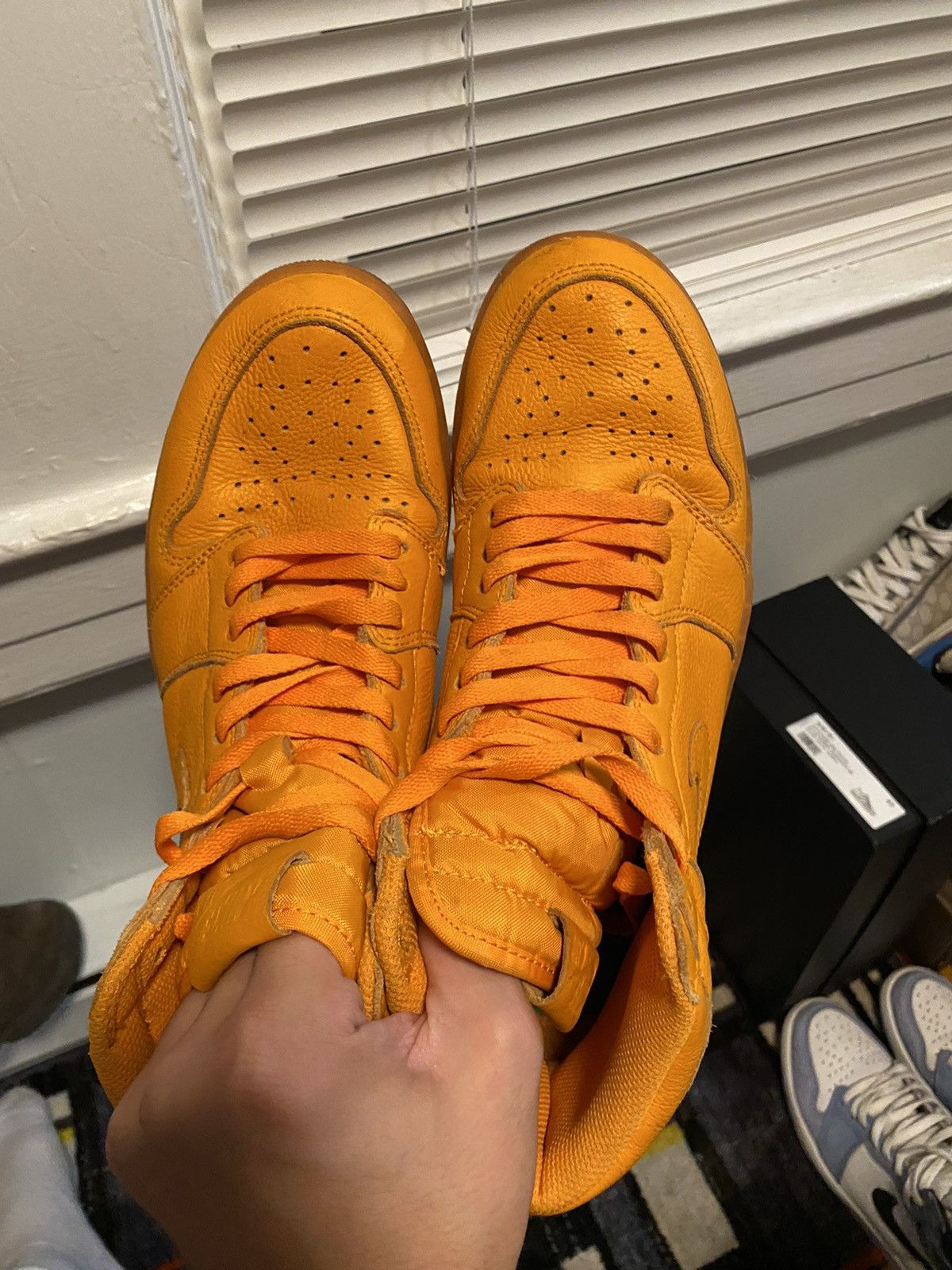 Jordan Brand Gatorade orange 1s Size US 9 / EU 42 - 3 Thumbnail