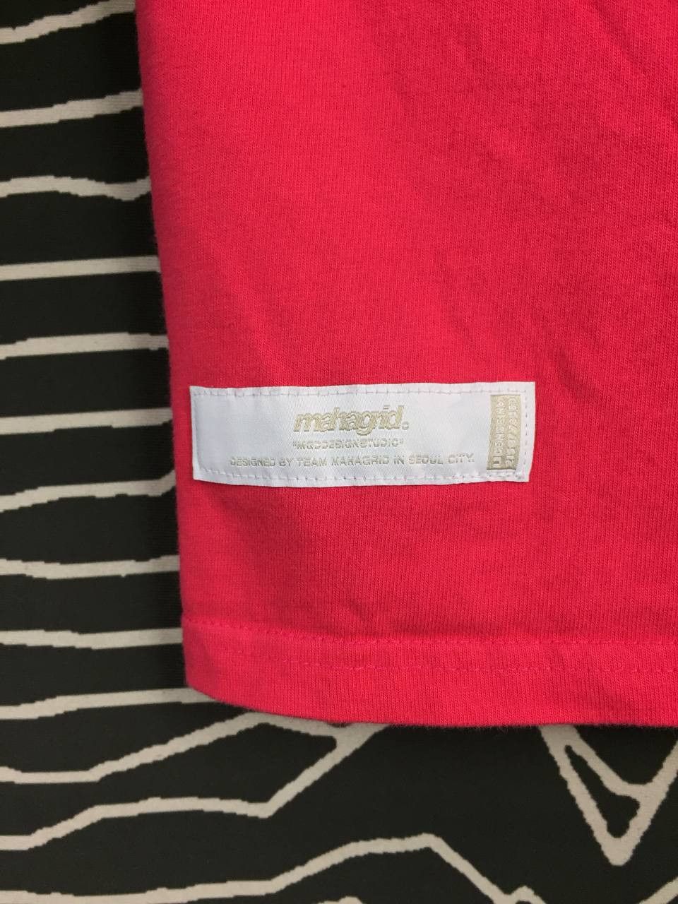 Other Mahagrid MGD Design Studio Korean Brand Spell Out Logo Tee Size US M / EU 48-50 / 2 - 4 Thumbnail