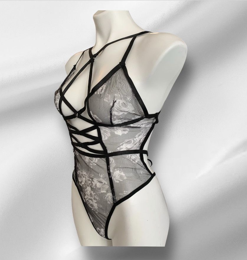 Designer NWT Grey & Black Floral Mesh Bodysuit Sheer Thong S/M Size M / US 6-8 / IT 42-44 - 3 Thumbnail