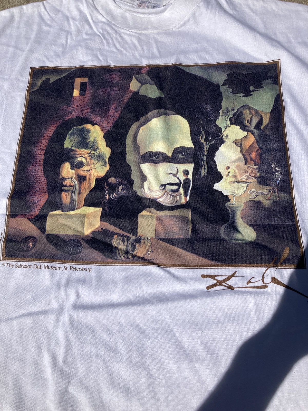 Vintage Vintage 90s Salvador Dali Art T-Shirt Deadstock brand new Size US XL / EU 56 / 4 - 2 Thumbnail