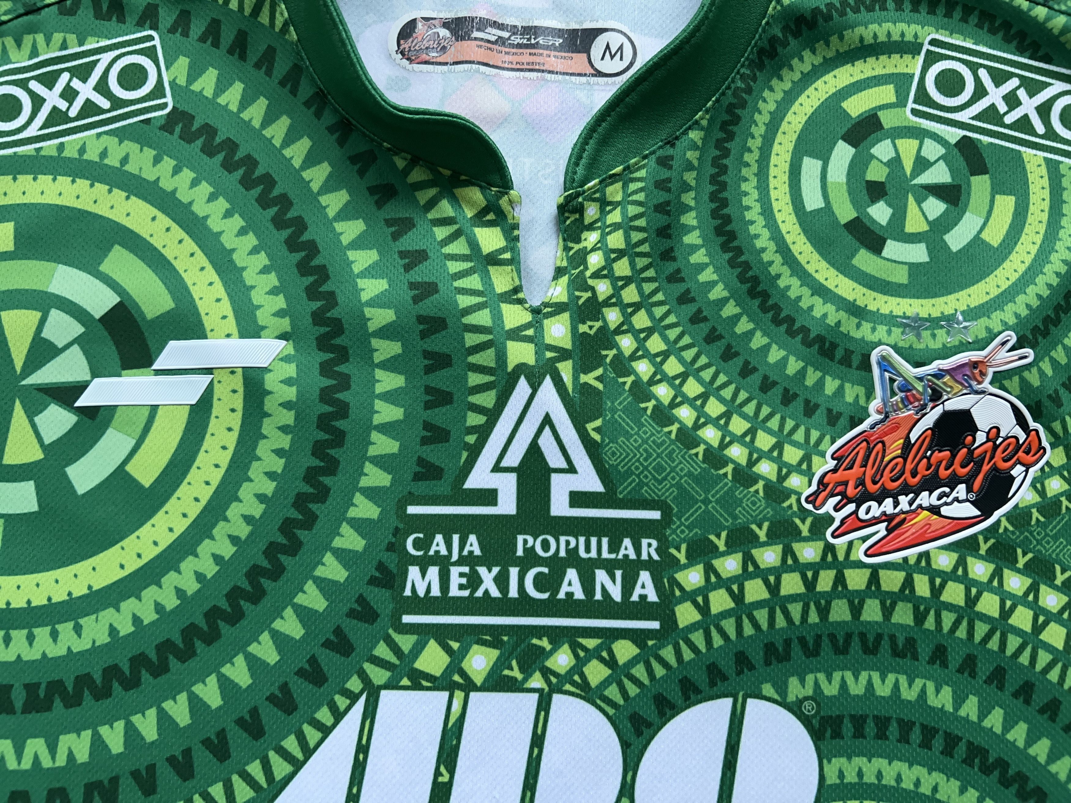 Other Silver Sport Alebrijes De Oaxaca Green Football Shirt Size M Size US M / EU 48-50 / 2 - 3 Thumbnail