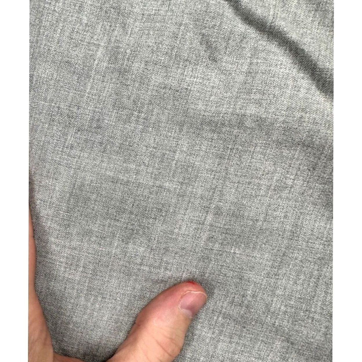 Hart Schaffner Marx Hart Schaffner Marx Shorts Mens 38 Light Grey Khakis Flat Front Casual Pockets Size US 38 / EU 54 - 6 Thumbnail