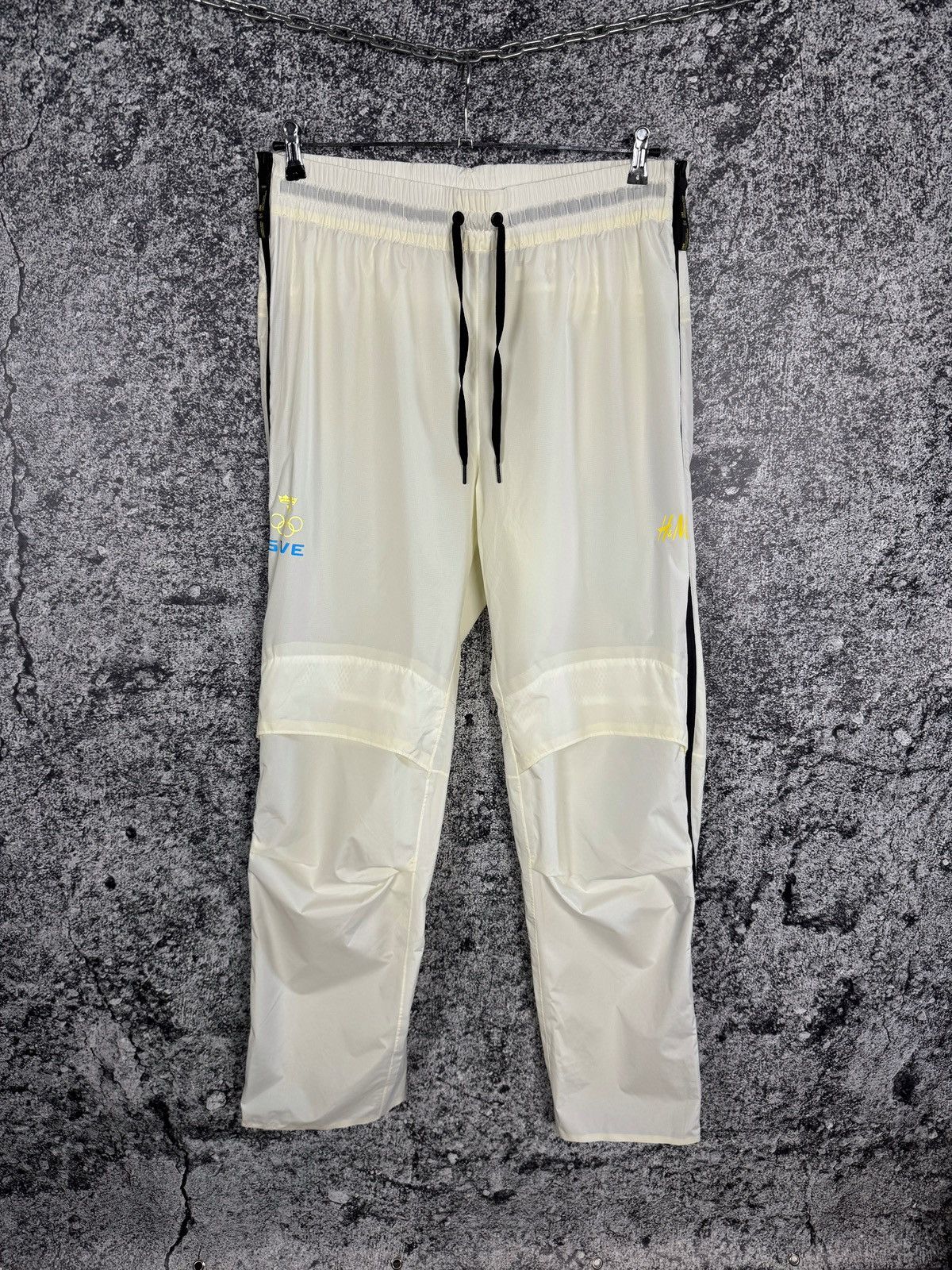 H&M × USA Olympics H&M x Olympic Games Team Sweden Track Pants Rare Size XL Size US 38 / EU 54 - 1 Thumbnail