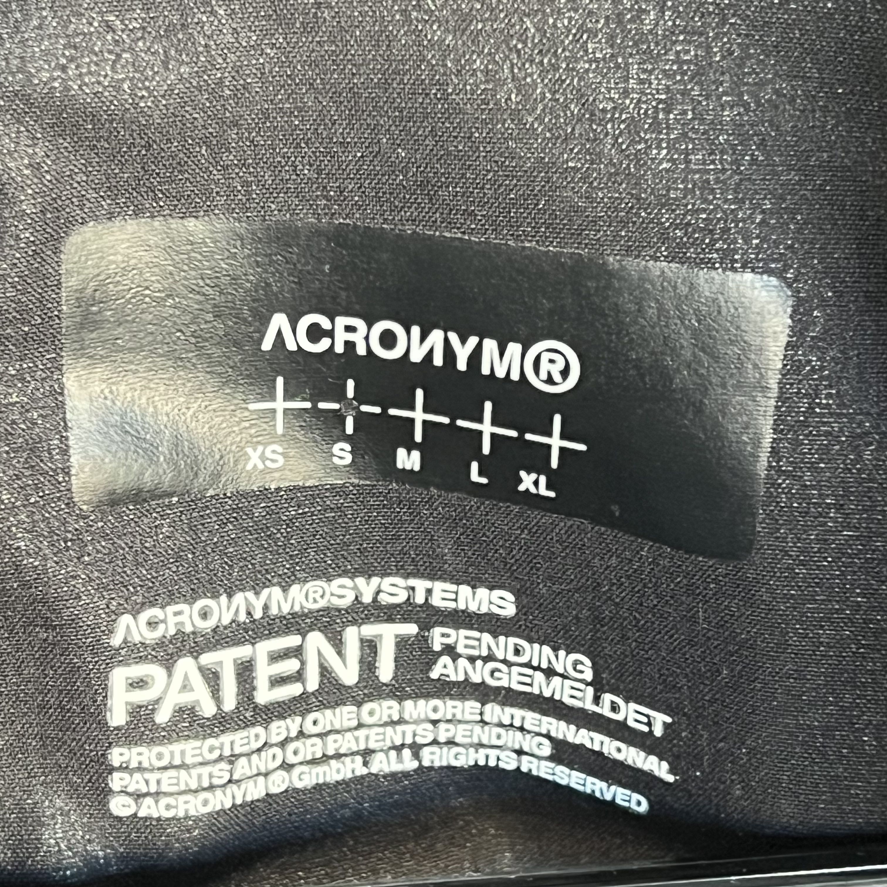 Acronym SS24 J1WB-E / Small / Black Size US S / EU 44-46 / 1 - 8 Thumbnail