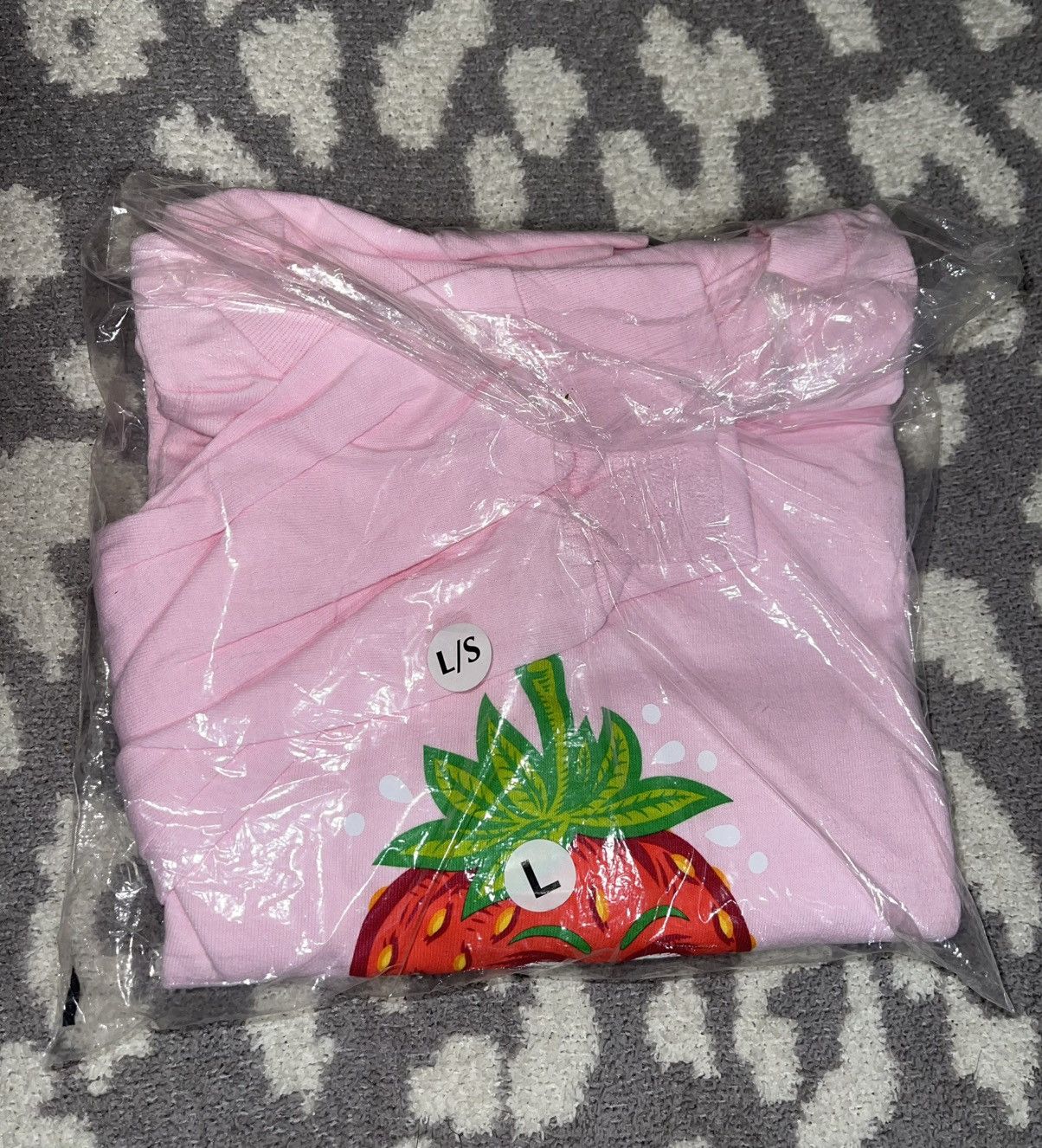 Nike Nike SB Strawberry Cough Long Sleeve LARGE NEW Size US L / EU 52-54 / 3 - 1 Thumbnail