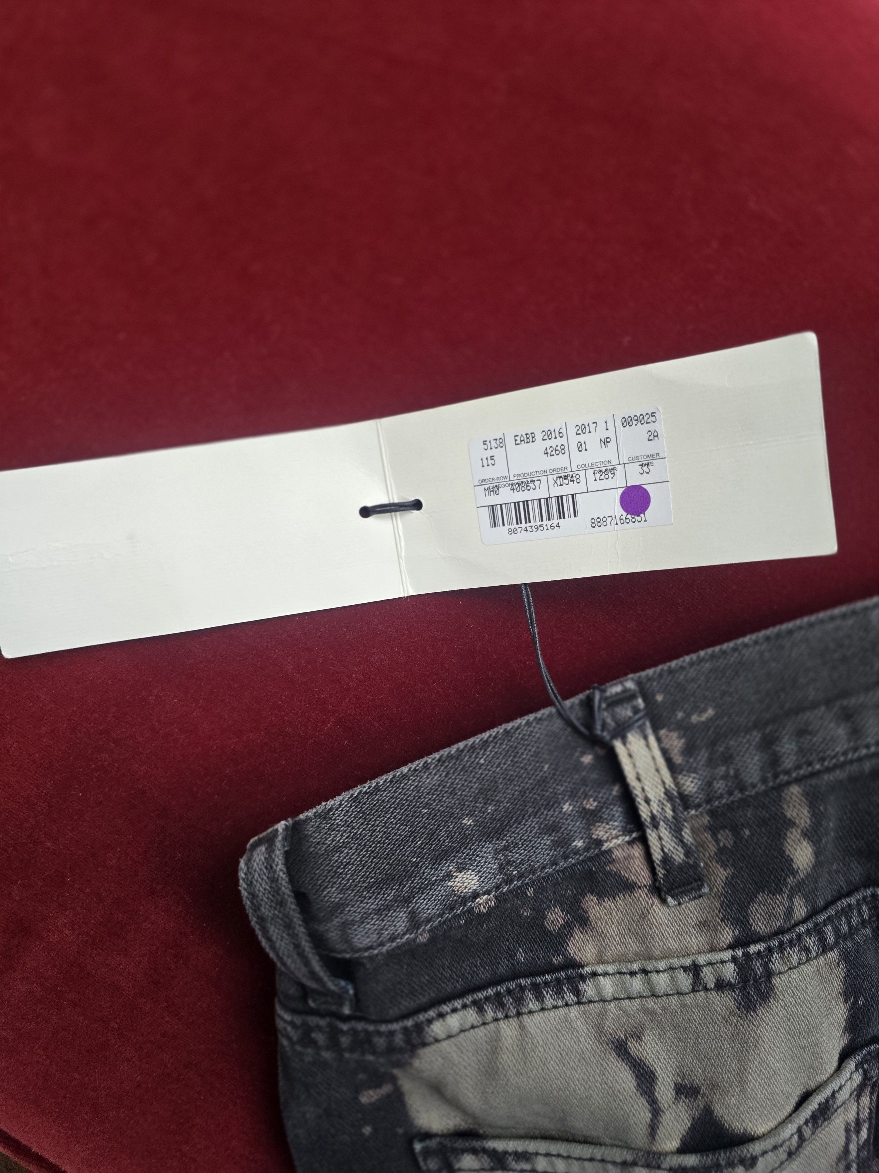 Gucci Gucci Bleached Black Denim Jeans/Beige Splatter Size 33 NWT Size US 33 - 11 Thumbnail