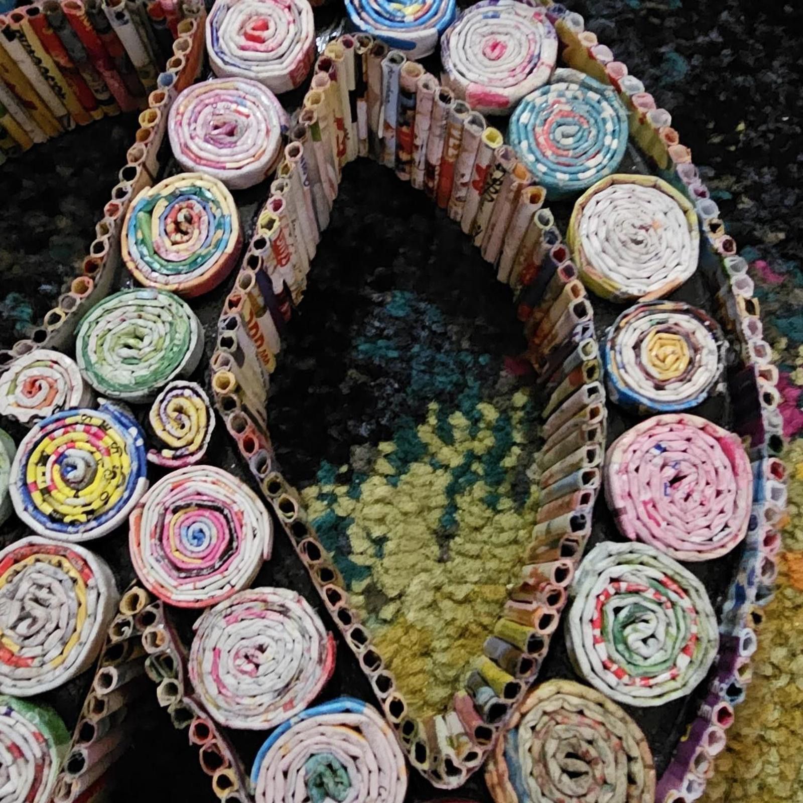 Handmade Handmade Peace Sign Wall Hanging Size ONE SIZE - 4 Thumbnail