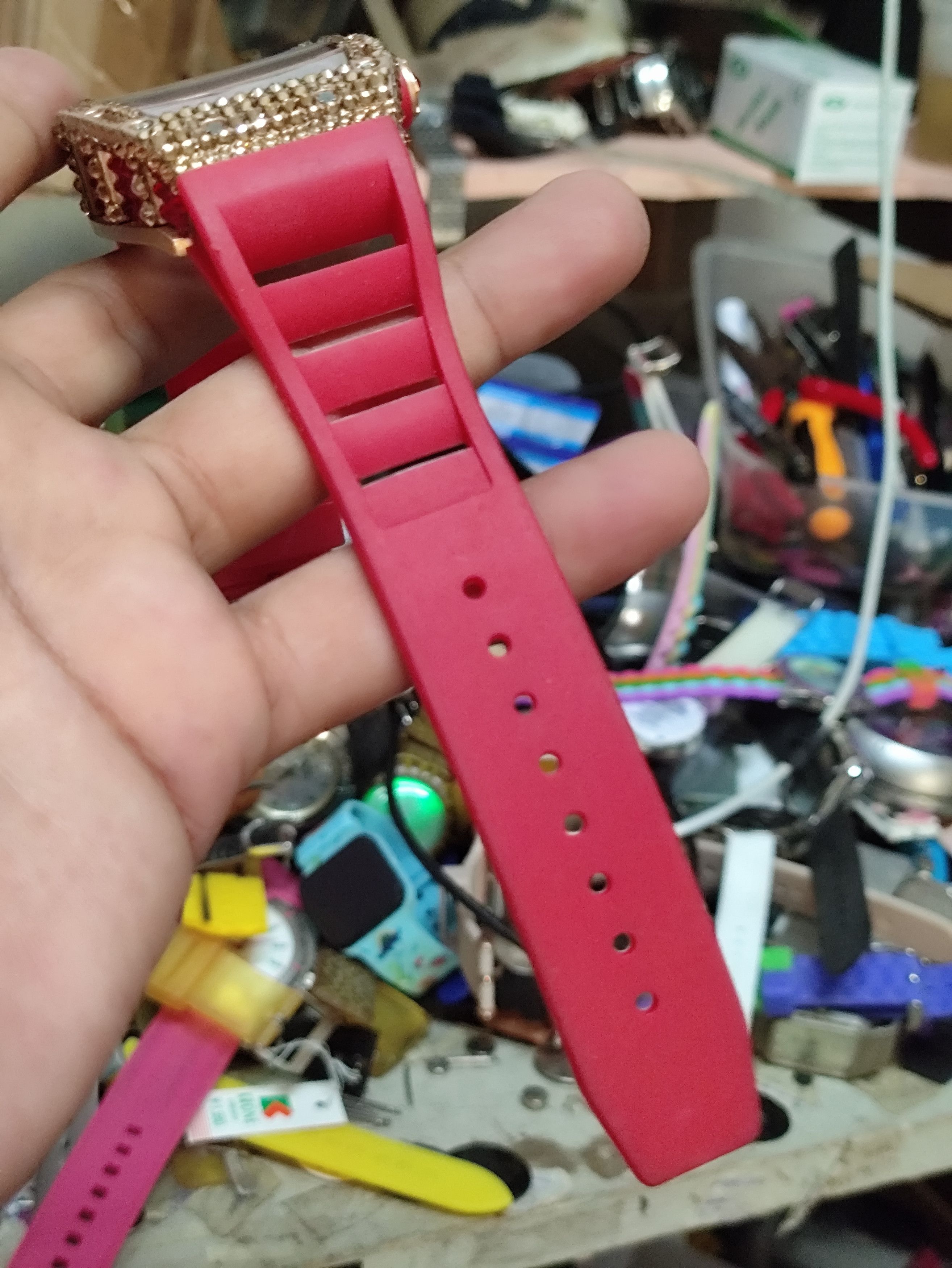 Other RARE 💥 SKULLS RED MONSTER 💀 Japan Punk Watch Size ONE SIZE - 10 Thumbnail