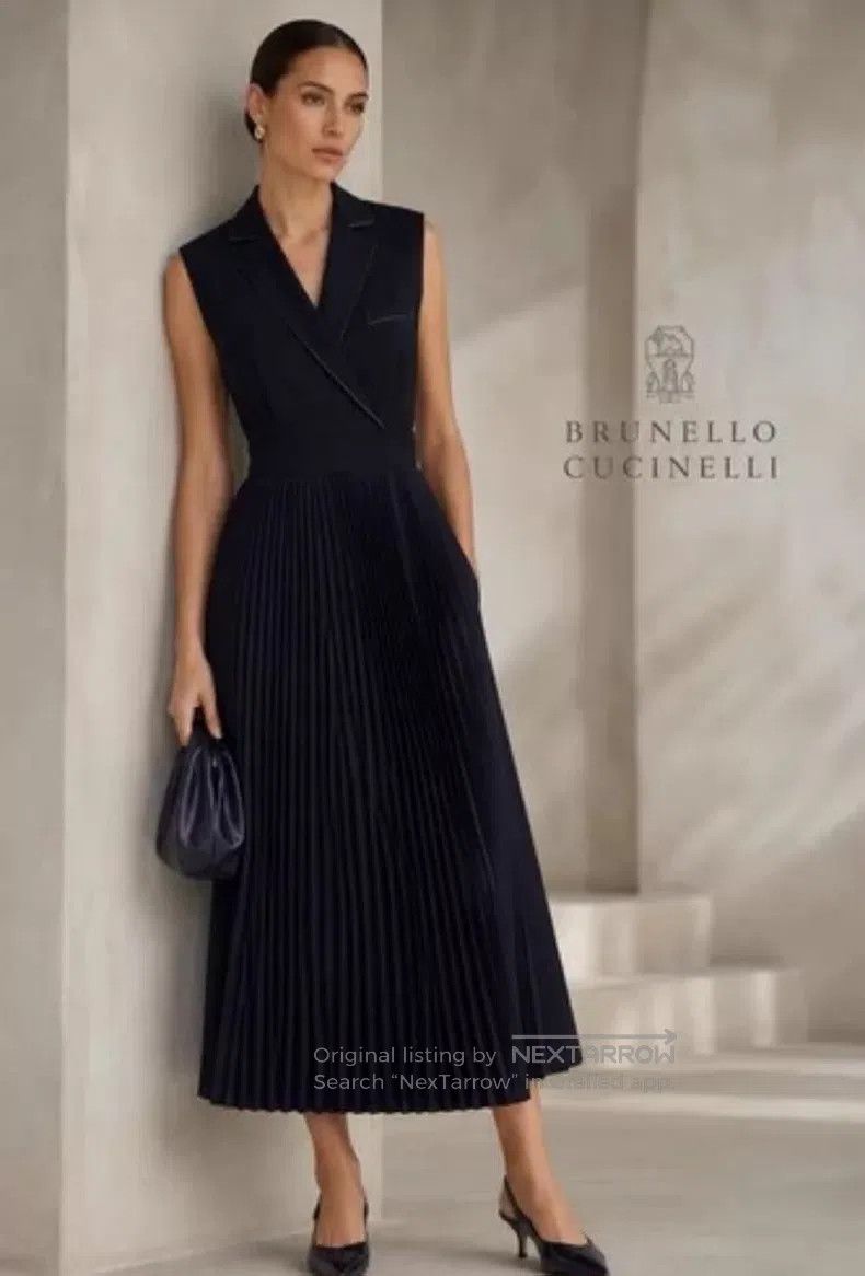 Brunello Cucinelli Beaded Elegant Long Dress in Black, Women's